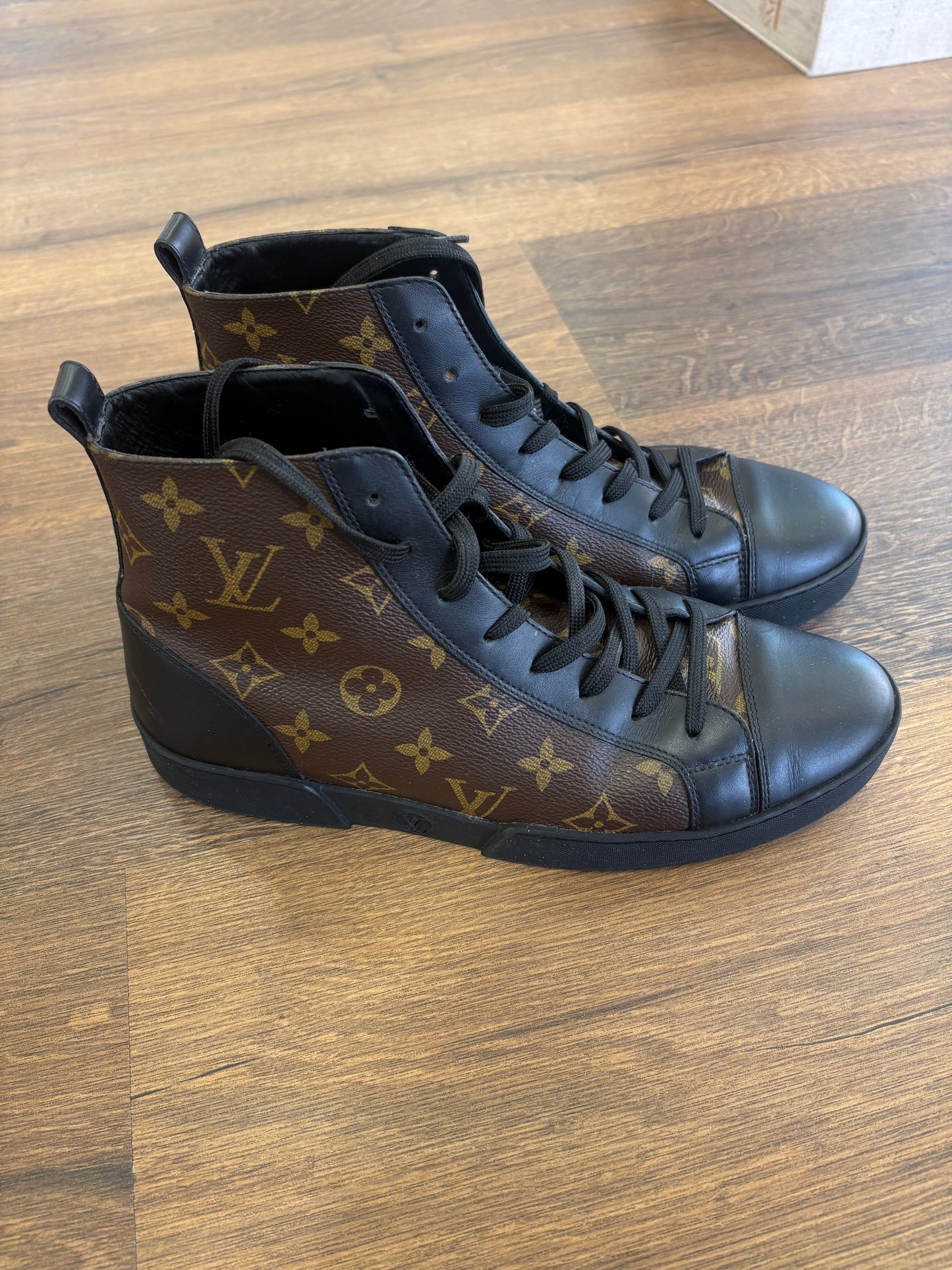 Sneaker Louis Vuitton Match-Up in Tela Monogram e Pelle di Vitello Nera Tg. 6 Uomo