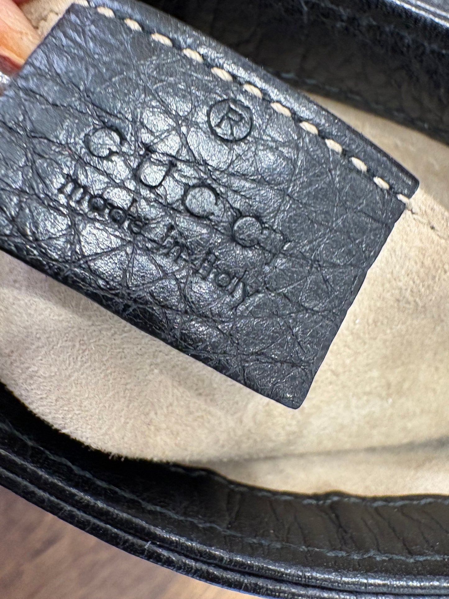 Gucci Chain leather crossbody piccola