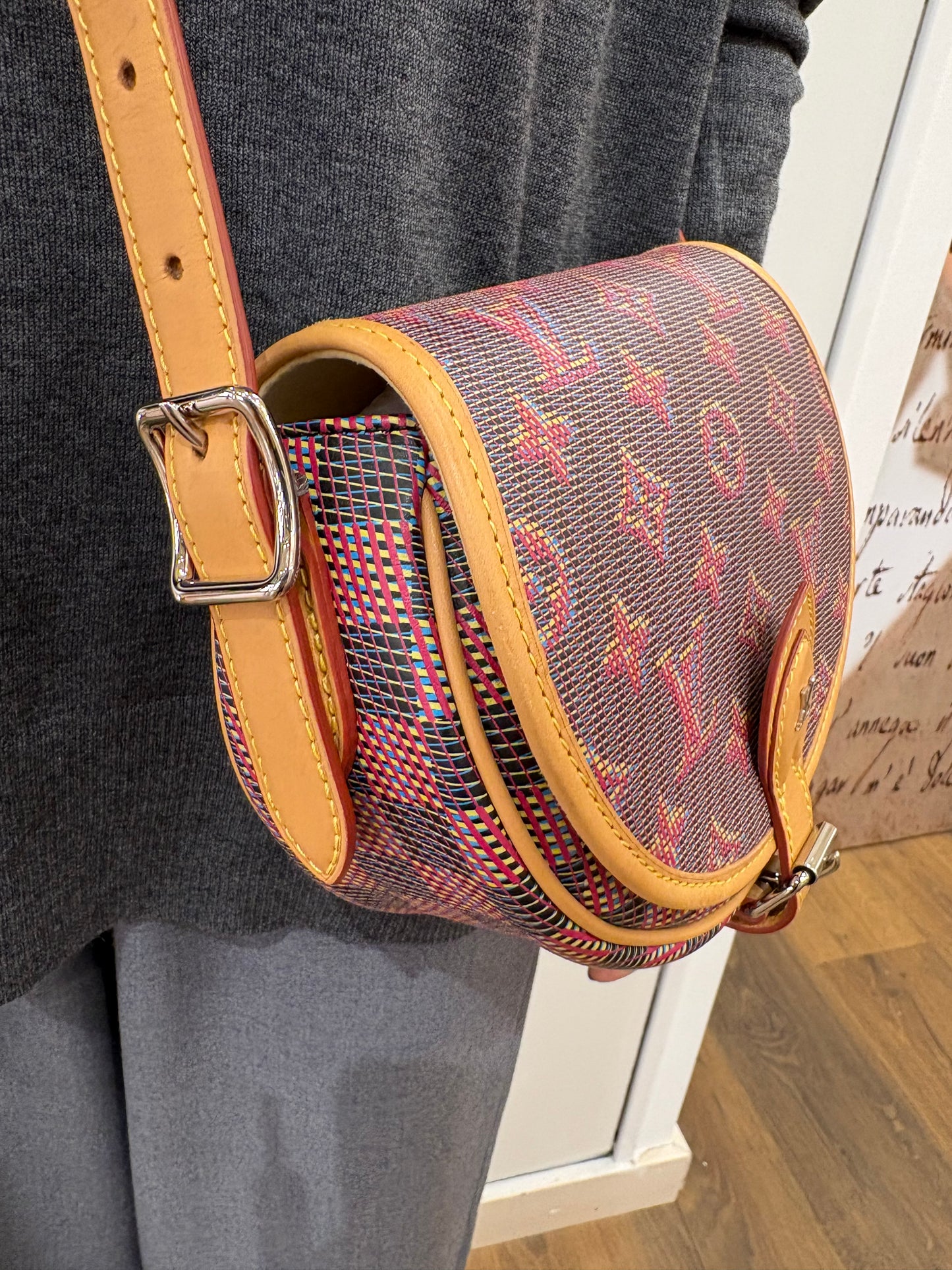 Louis Vuitton Brown Monogram LV Pop Tambourin