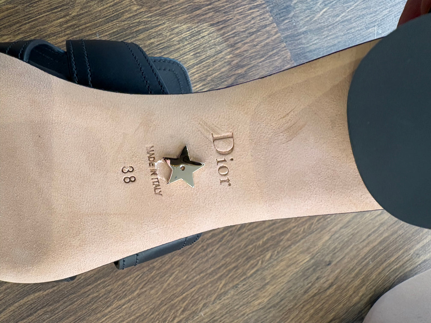 Dior 30 Montaigne in pelle di vitello nera hw gold