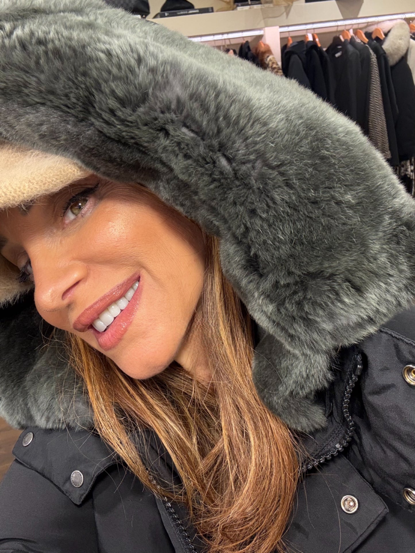 Woolrich parka Bow Bridge nero in tessuto Ramar e pelliccia vera tg44