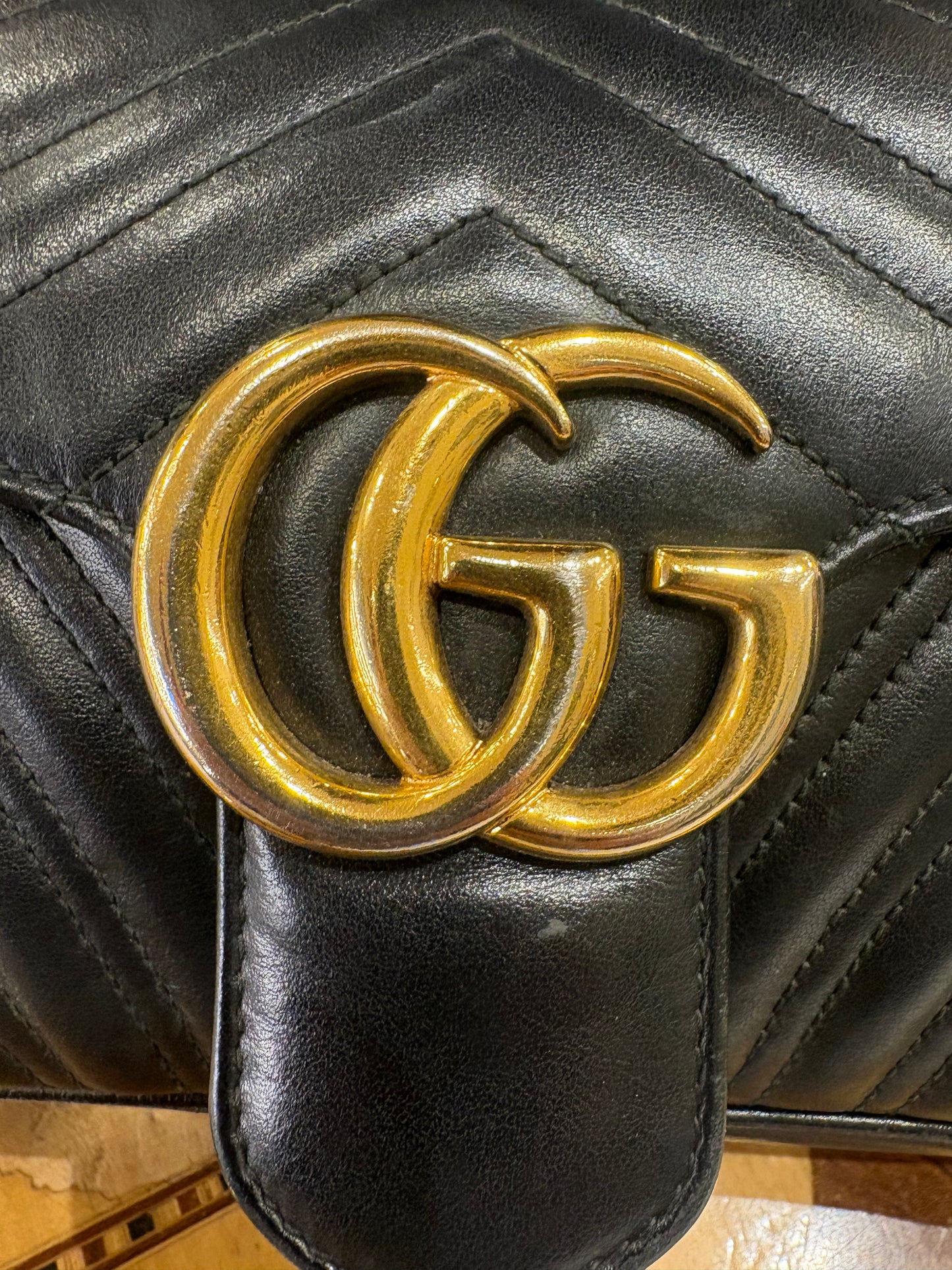 Gucci borsa a spalla GG Marmont misura media nera