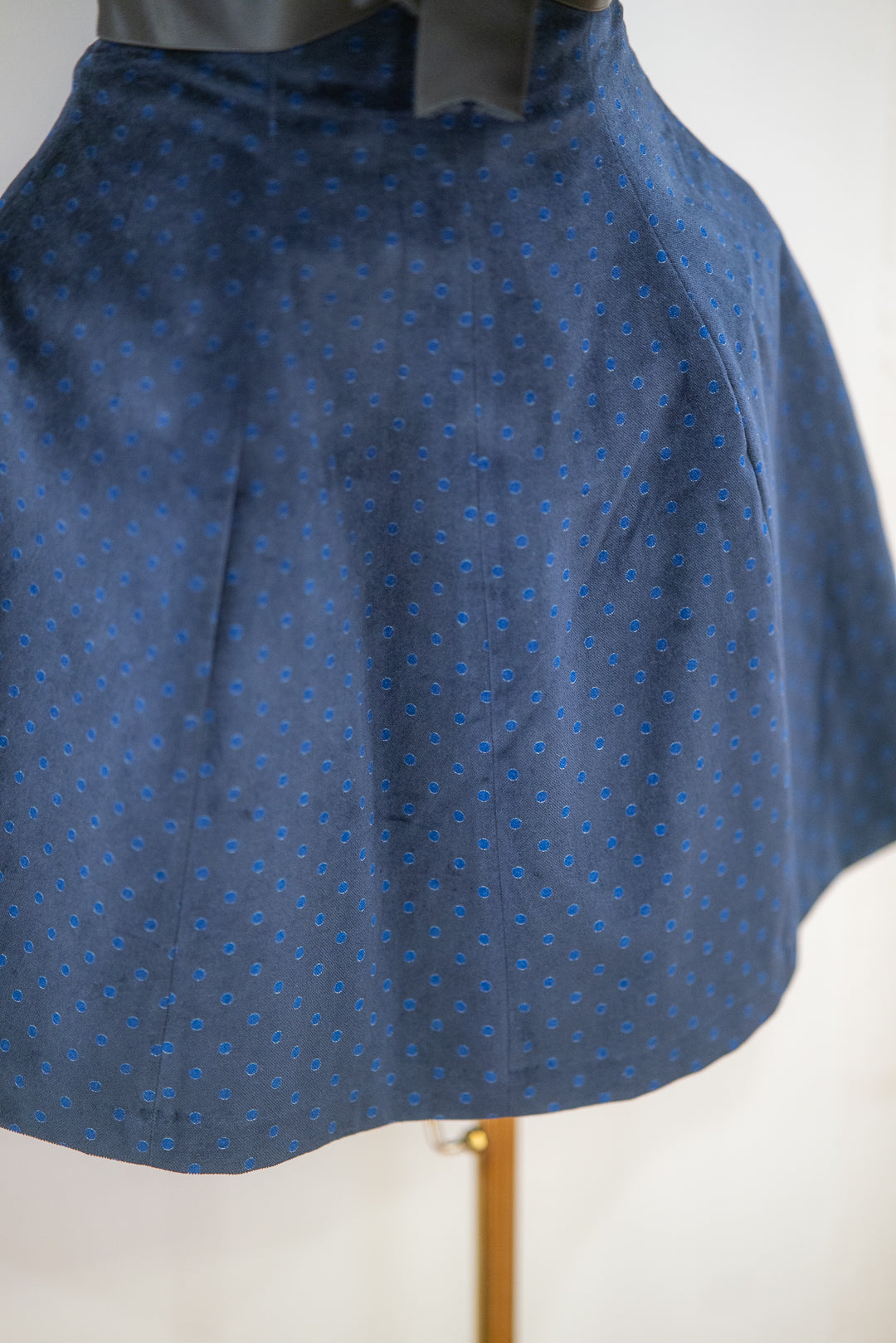 Oliver by Valentino Vintage abito ampio in velluto blu con fiocco