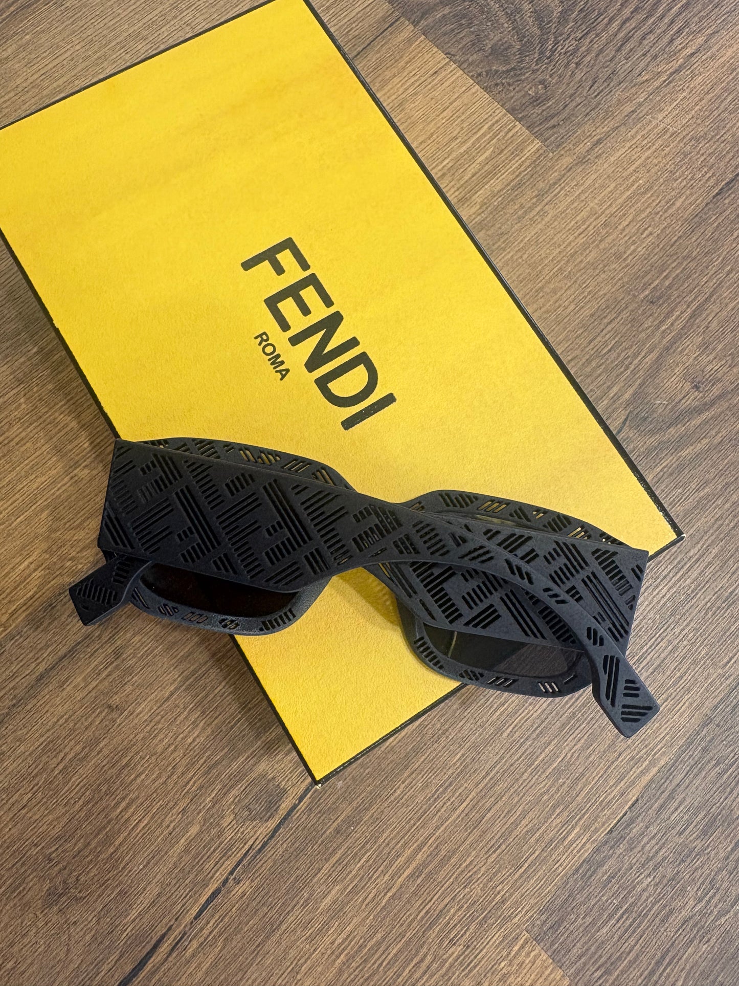Fendi occhiali da sole Shadow