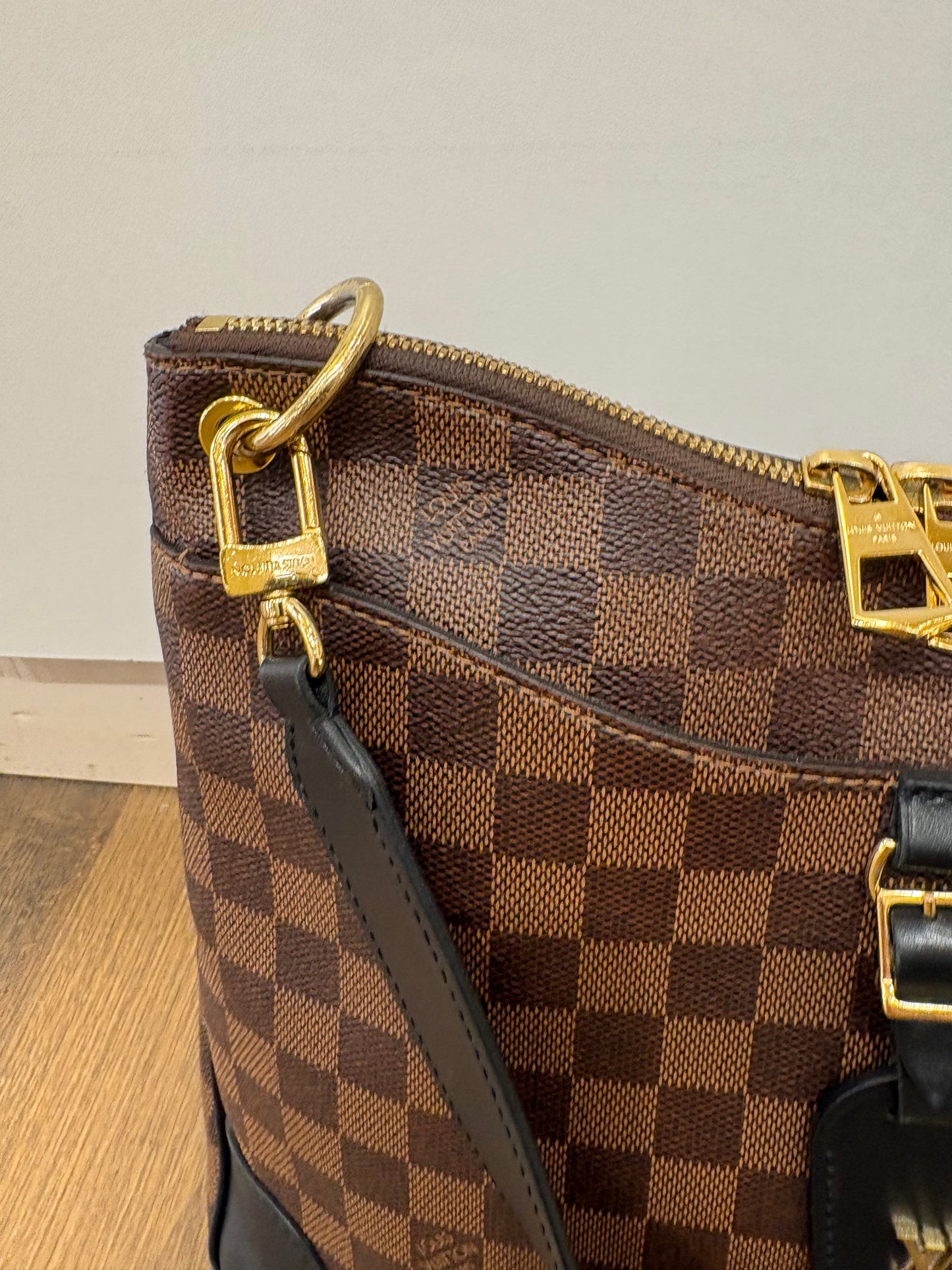 Louis Vuitton Odeon in tela damier e pelle