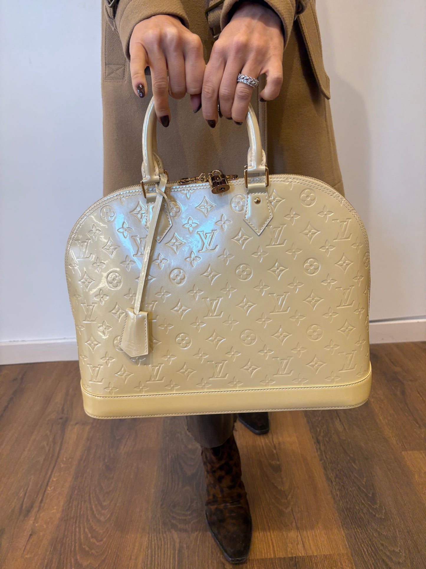 Louis Vuitton Alma gm