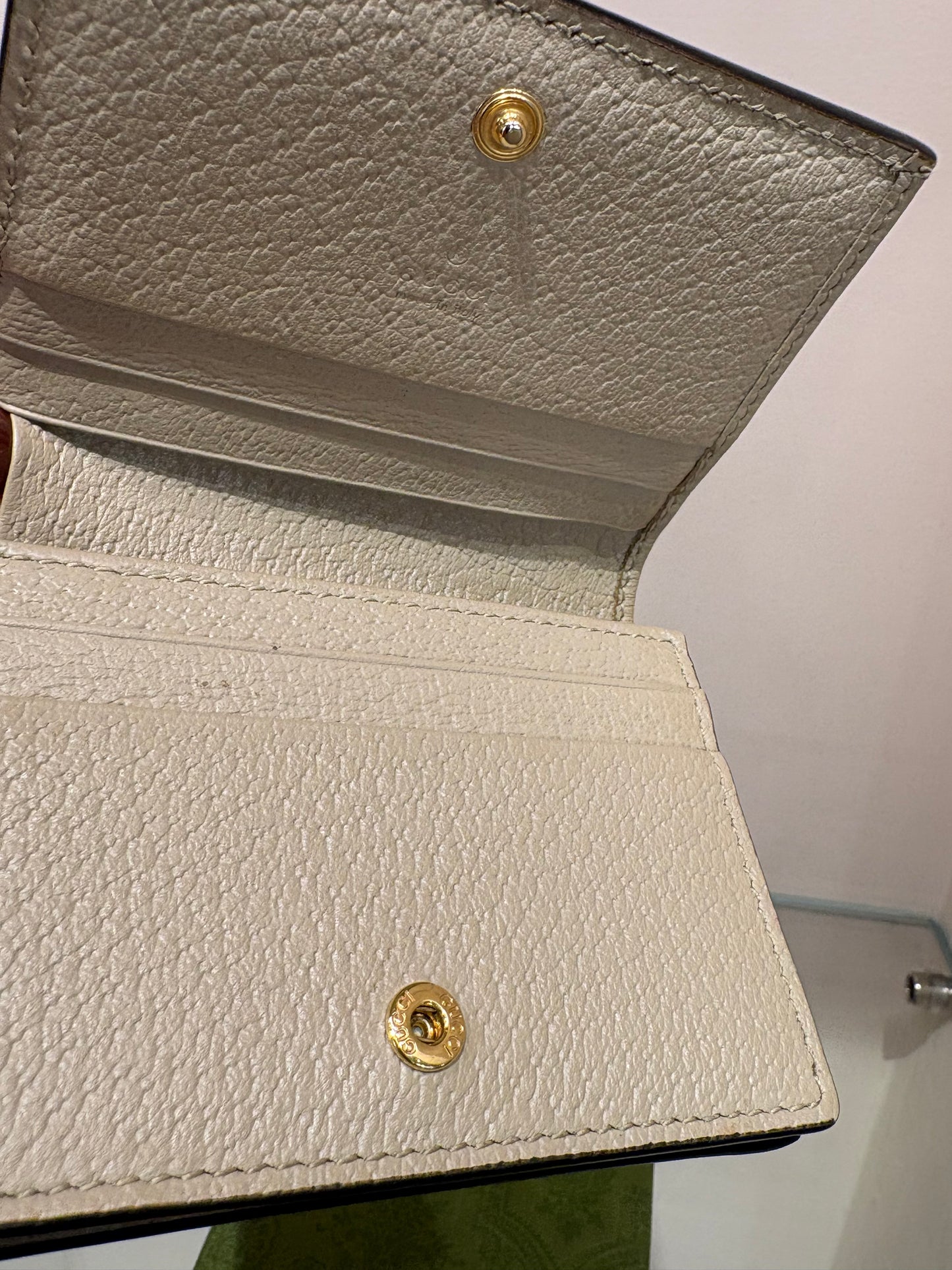 Gucci Portafoglio Ophidia Small GG con finiture in pelle. Nuovo