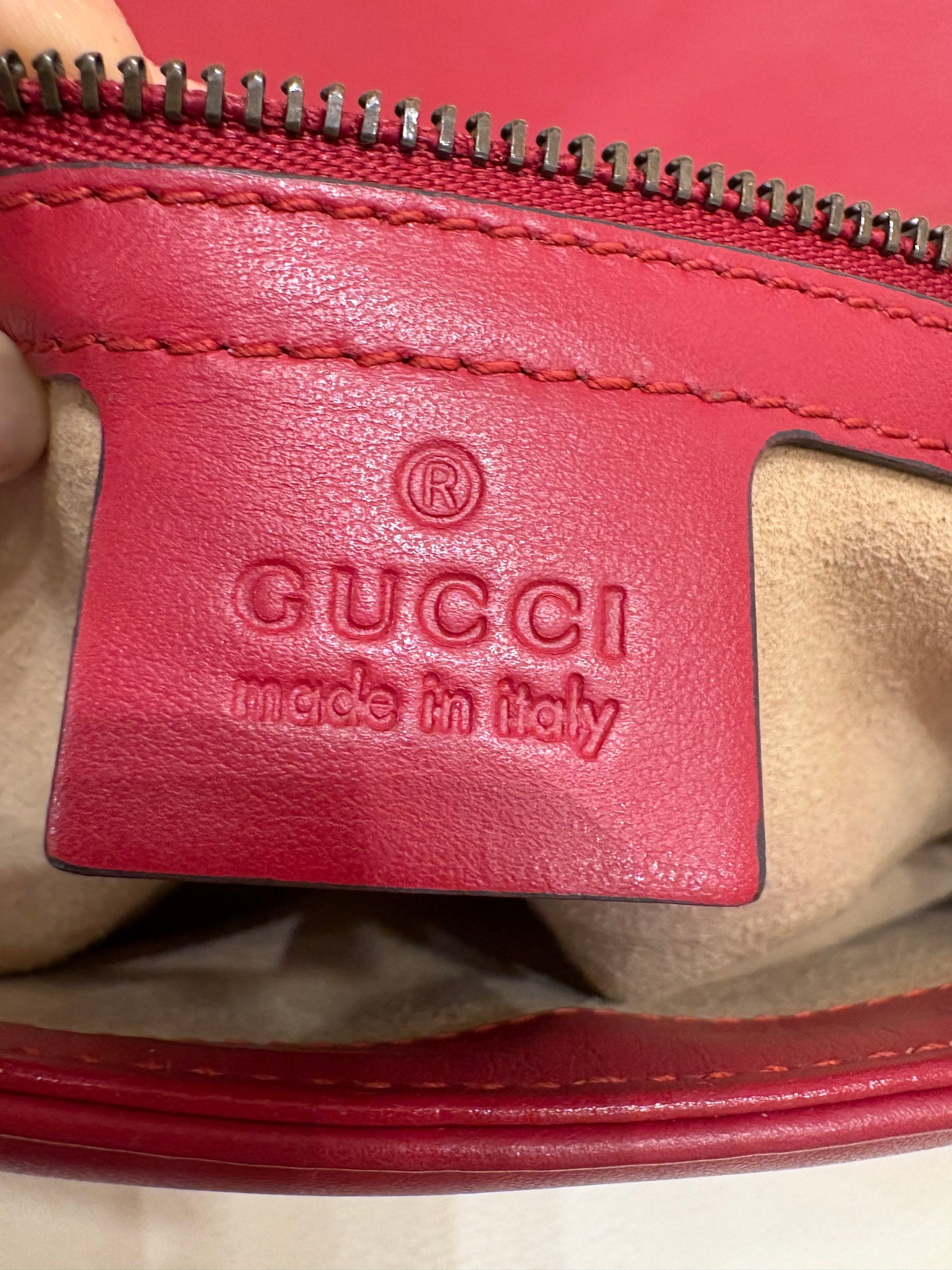Gucci borsa a spalla GG Marmont pelle rossa