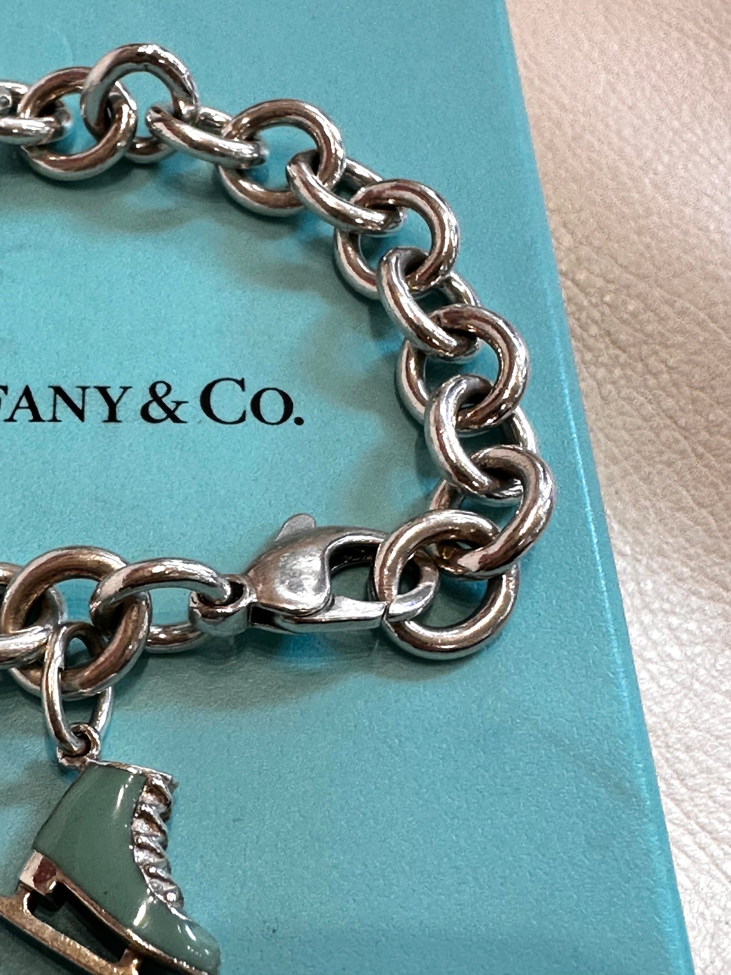 Tiffany  bracciale in argento e blu Enamel  ice skate charm