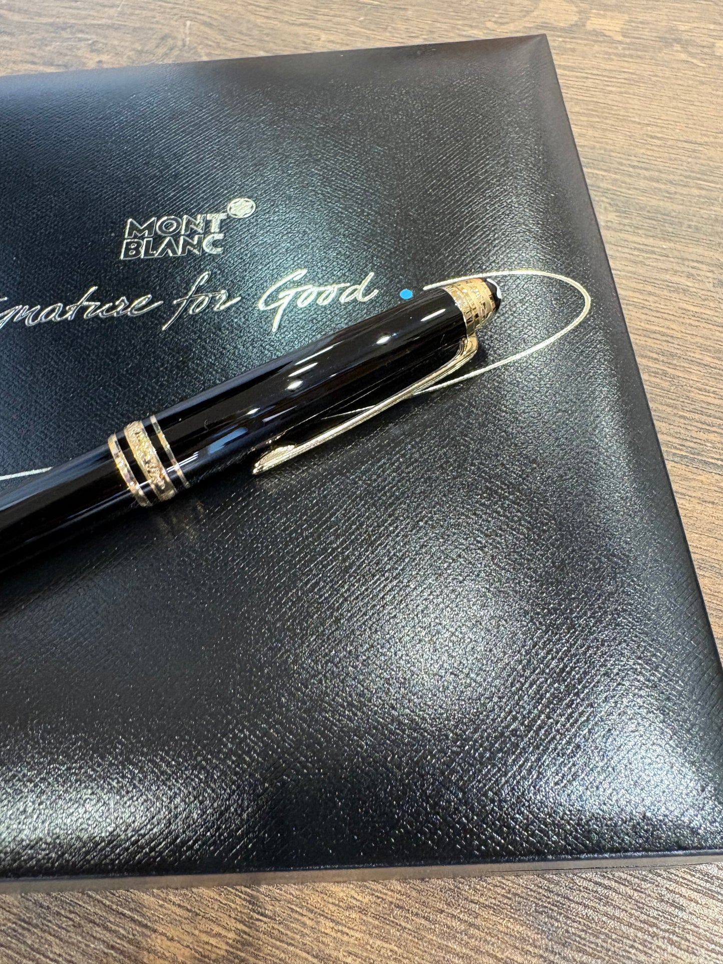 Montblanc Signature for Good ref. 105606