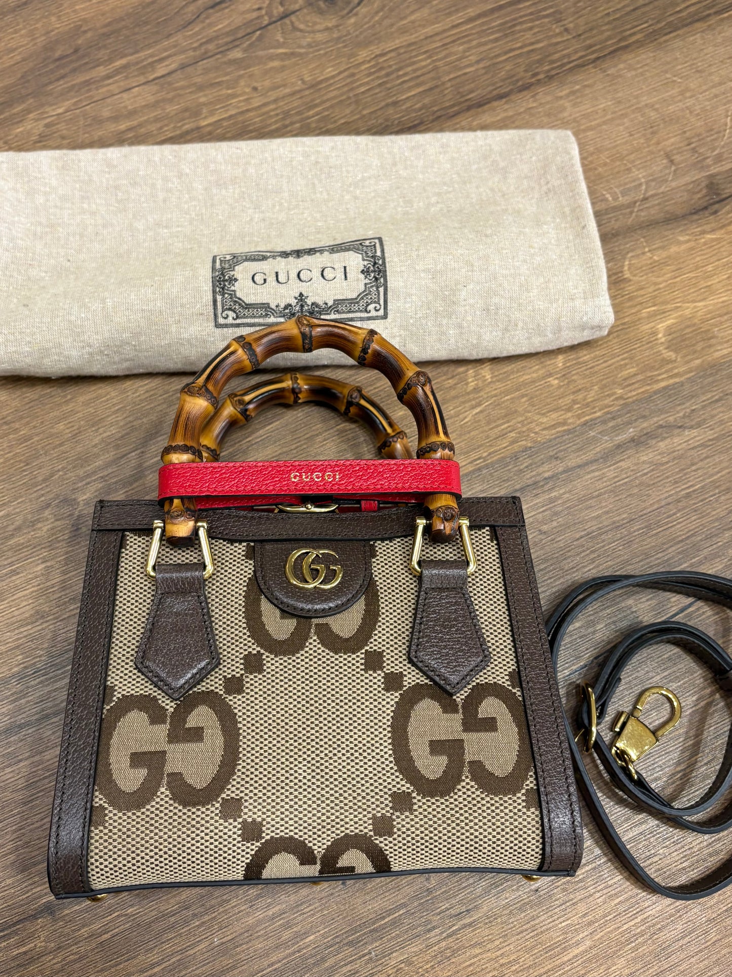 Gucci Diana Shopping Jumbo GG Mini