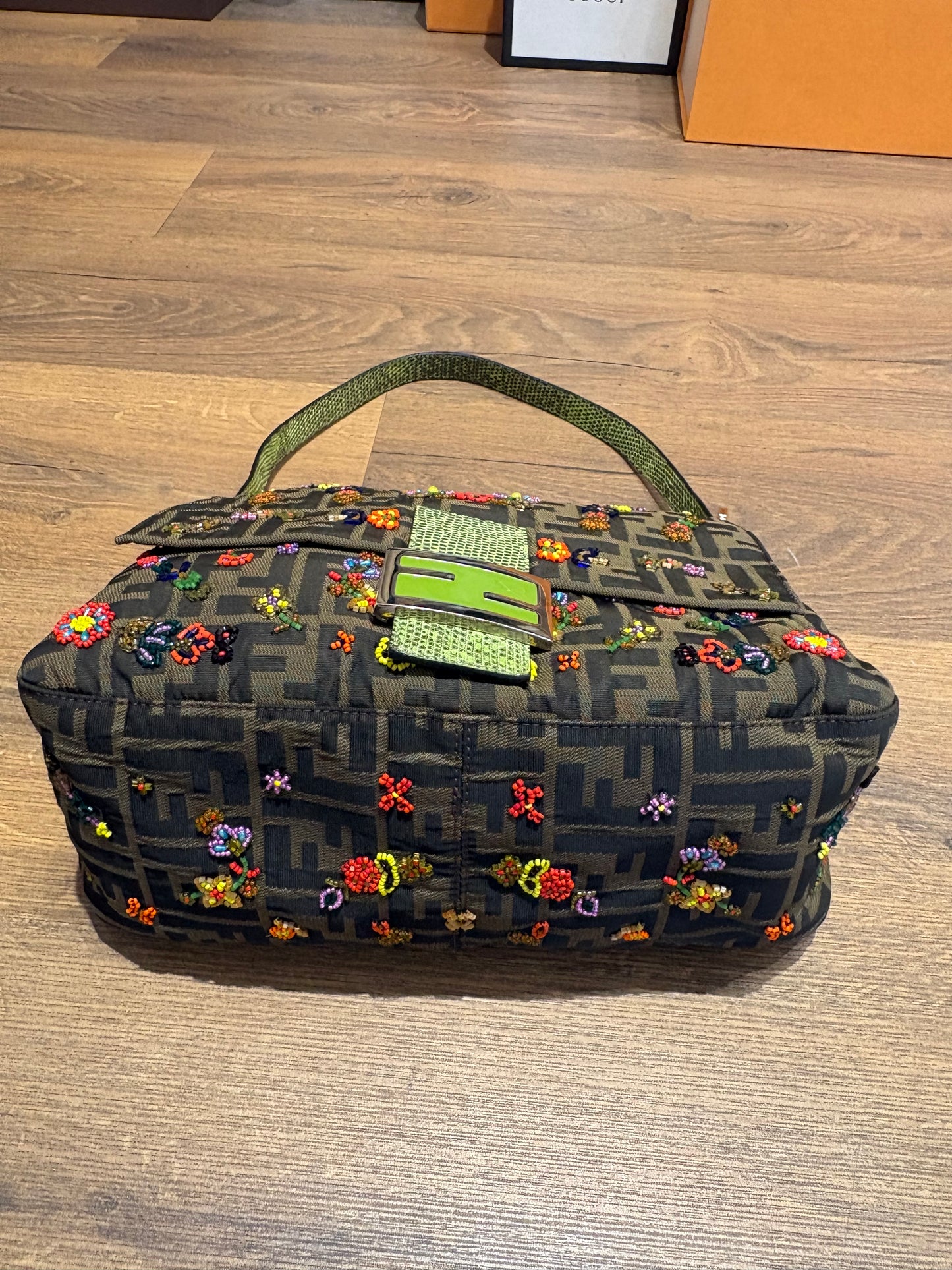 Fendi Zucca Floral Beaded Baguette Bag (Edizione Limitata Vintage, anni 2000)