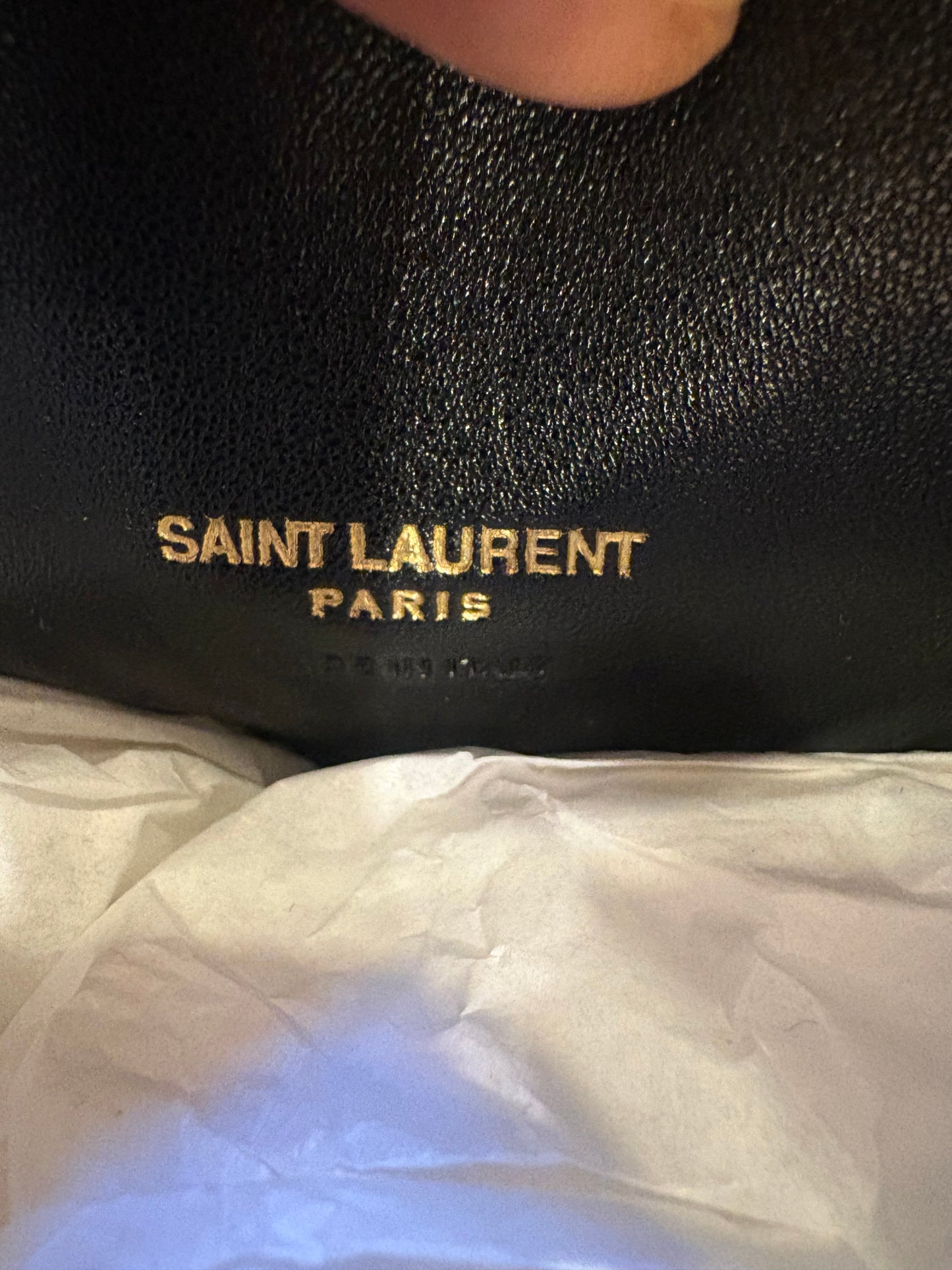 Saint Laurent Icarino piccola borsa a mano in suede caramel cognac. Nuovo