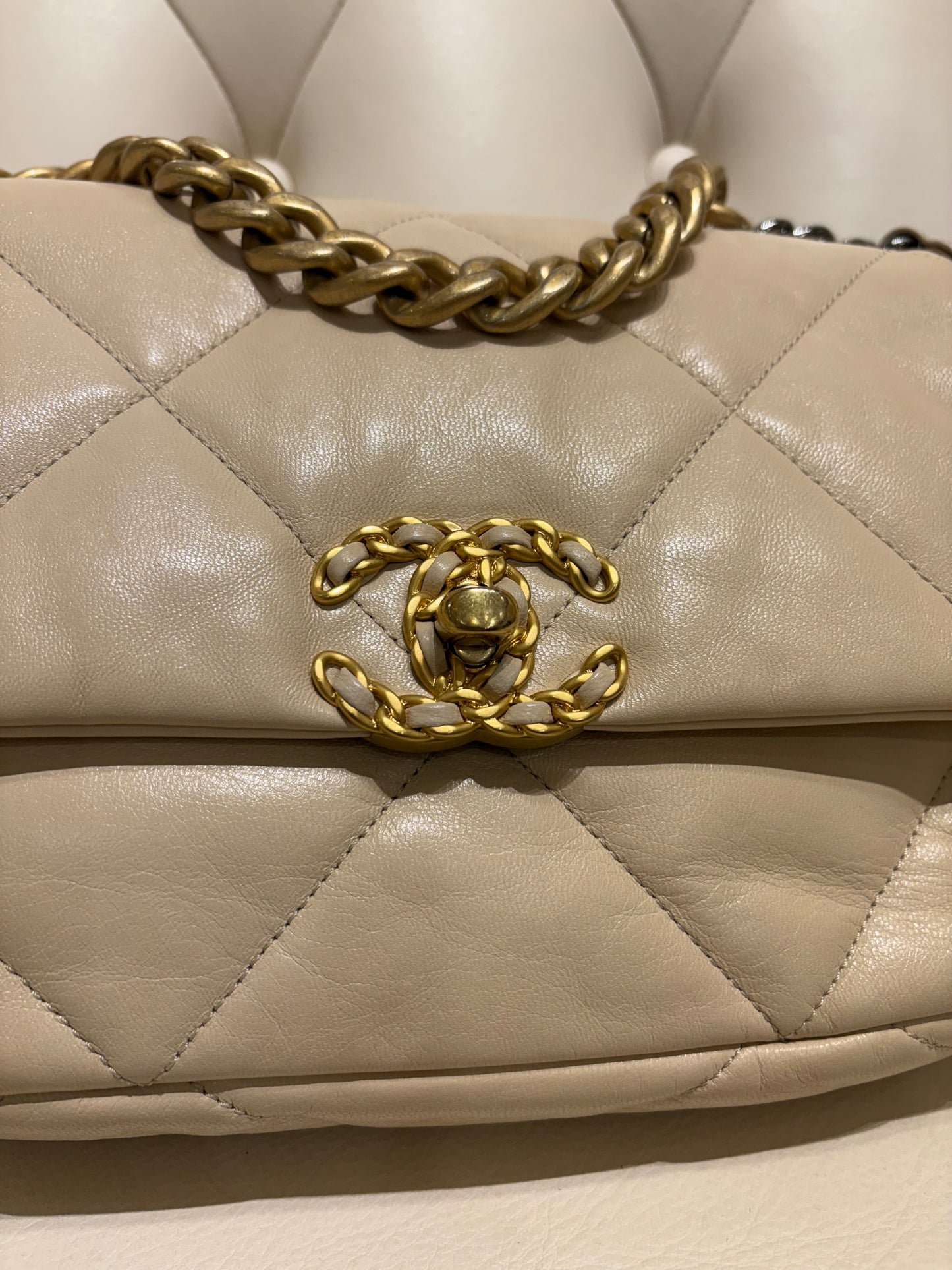 Chanel borsa  C19 small agnello