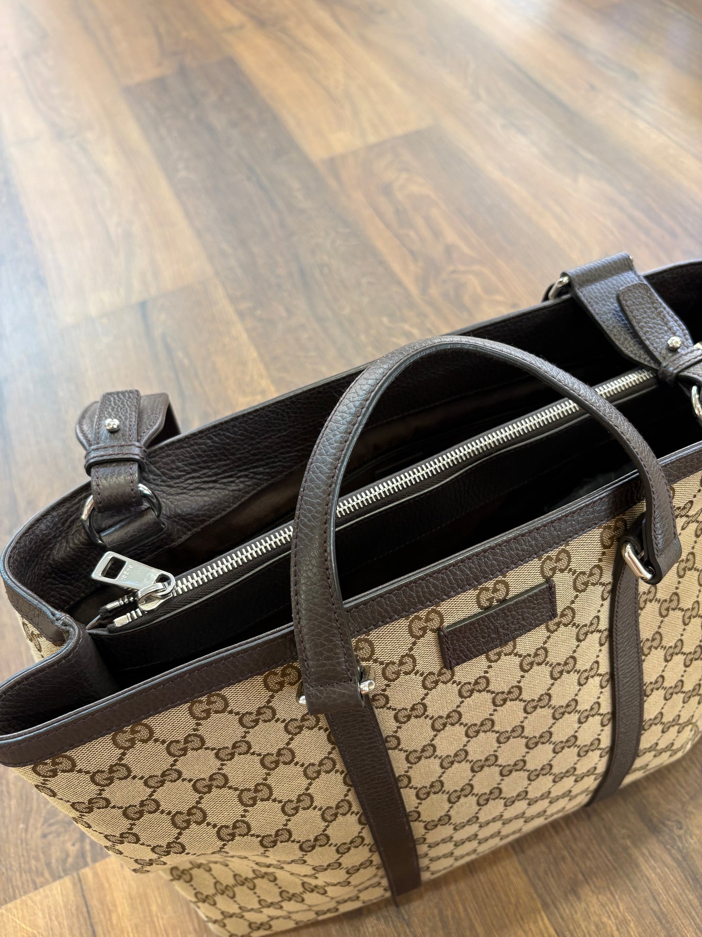 Borsa Tote Gucci Joy Canvas GG Supreme con Tracolla