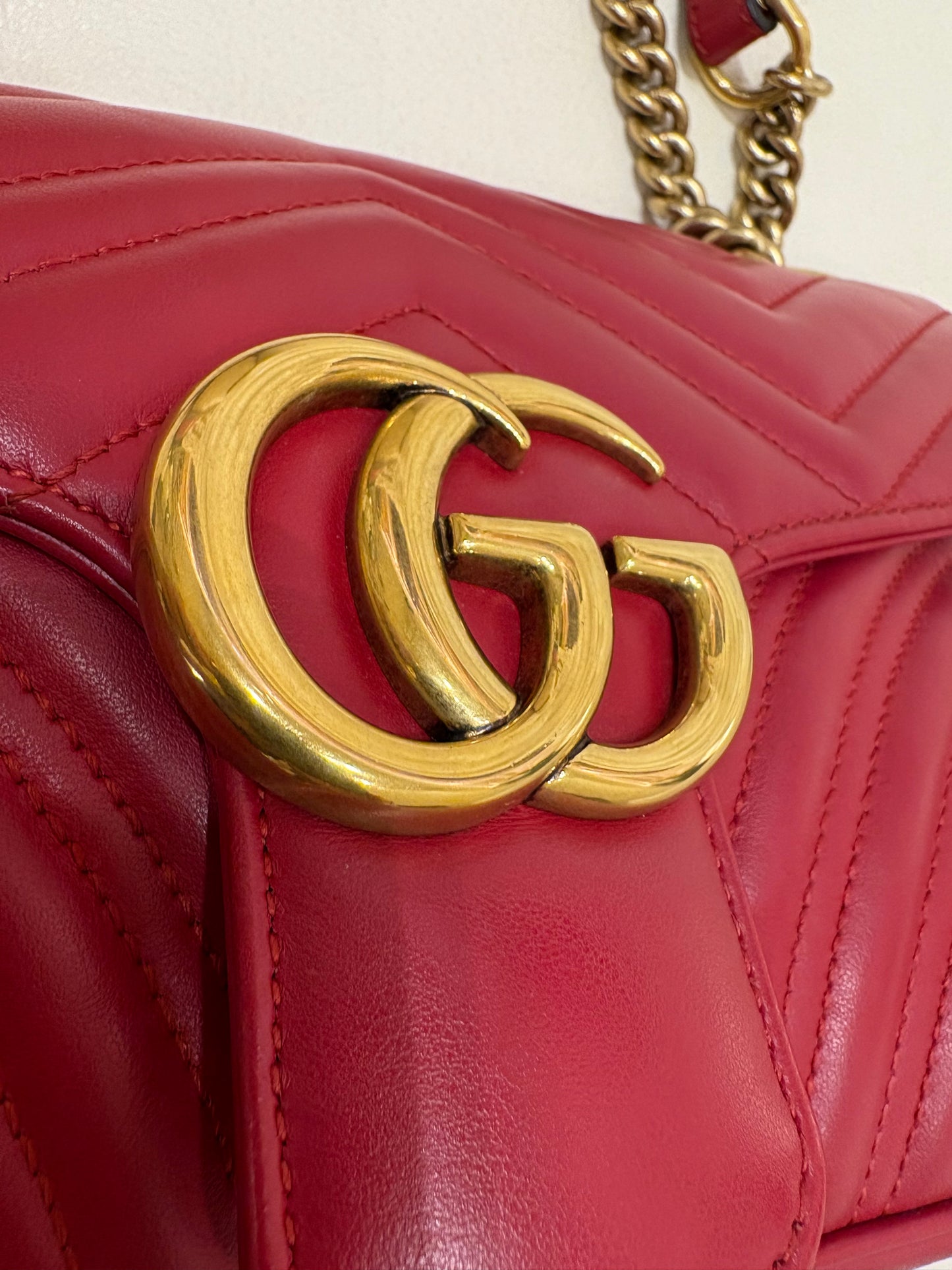 Gucci borsa a spalla GG Marmont pelle rossa