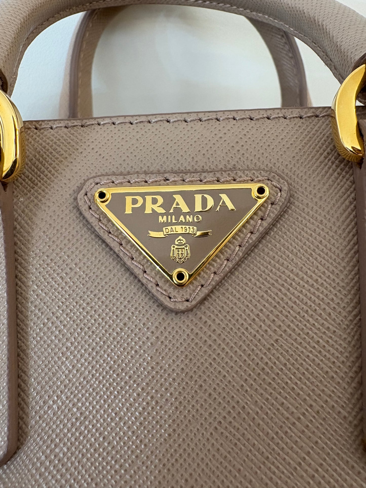 Prada mini galleria pelle  saffiano cipria nuova