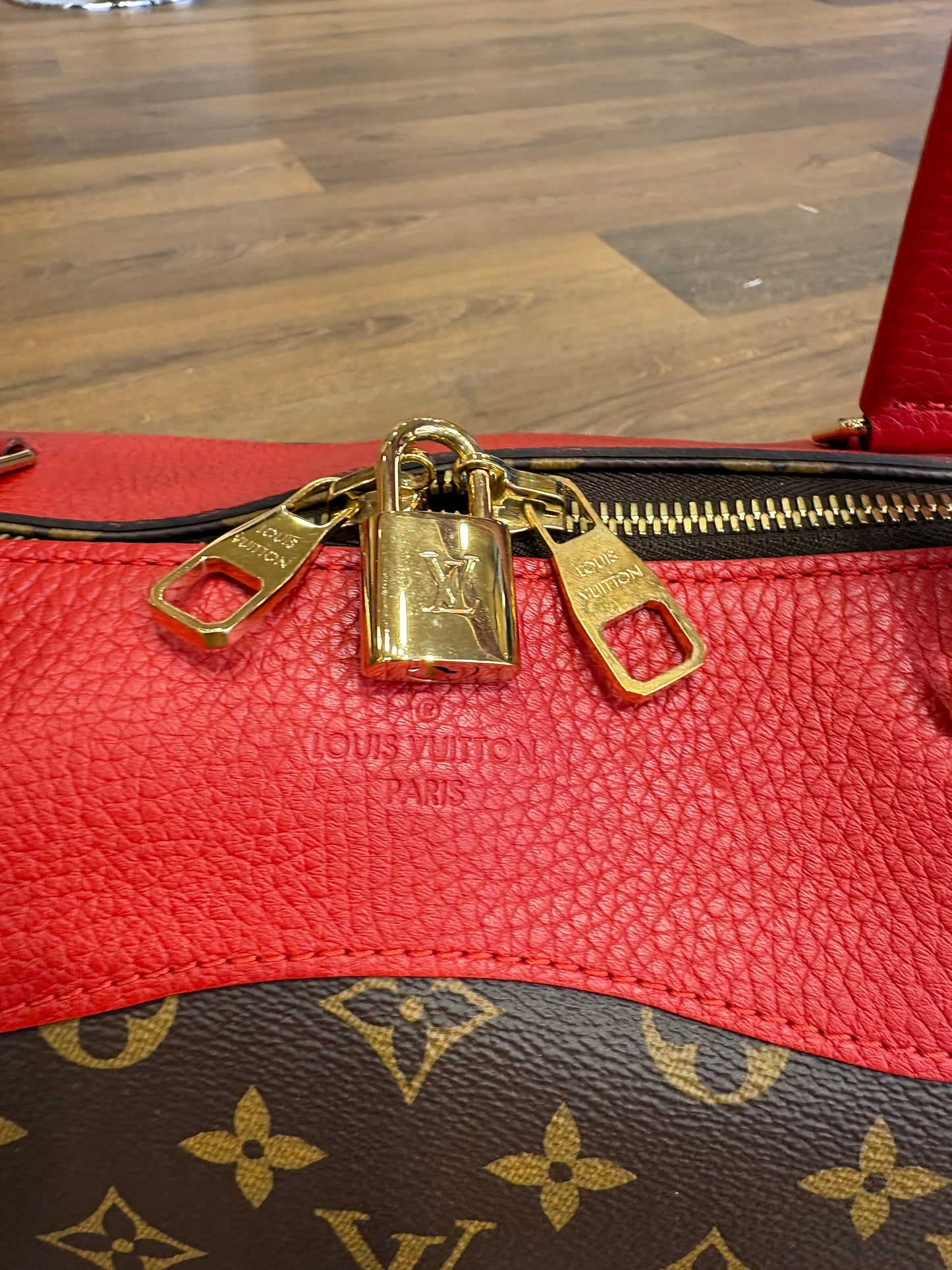 Louis Vuitton Estrela NM Monogram Cerise