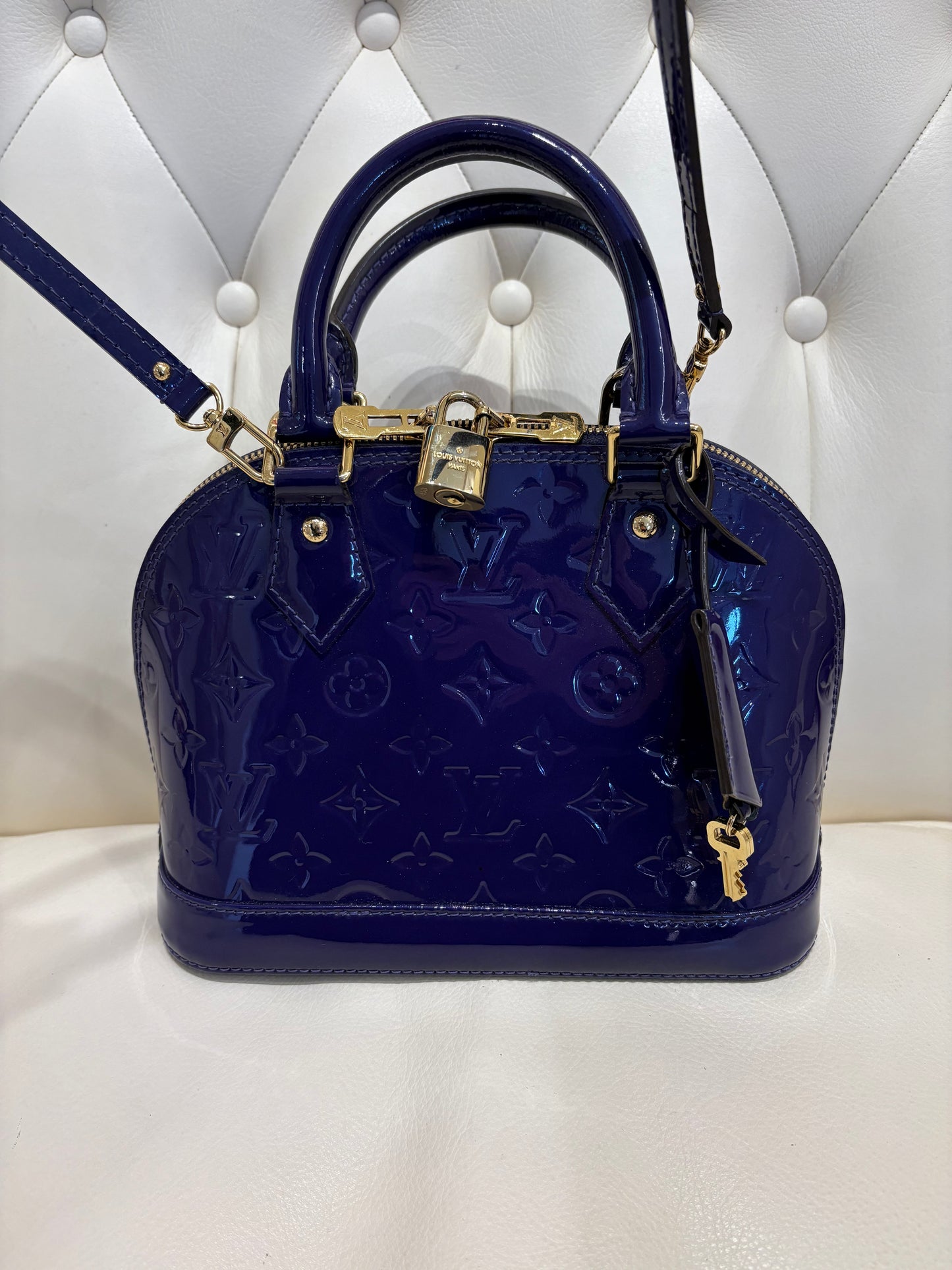 Louis Vuitton Alma BB vernis viola