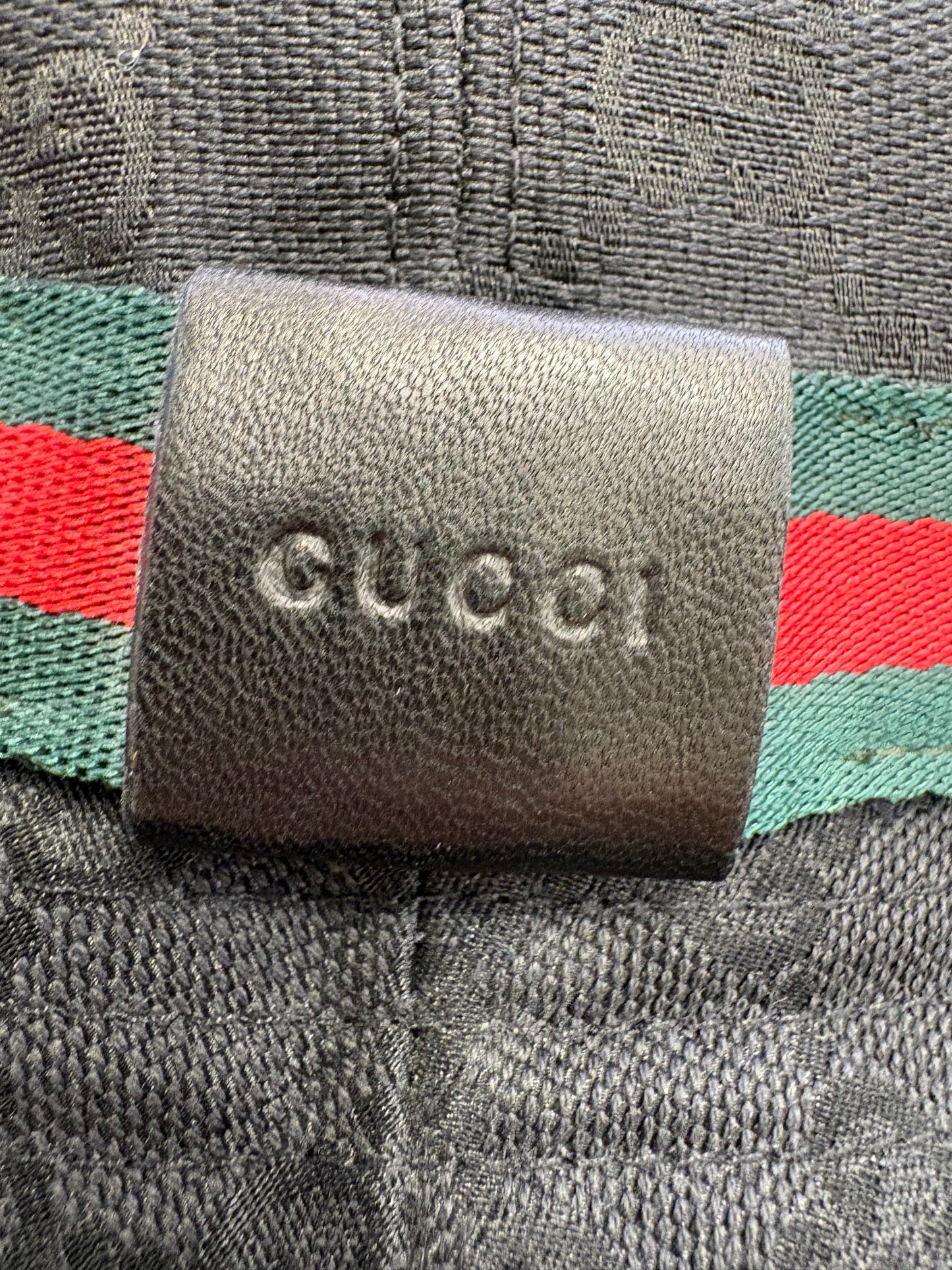 Cappello da Pescatore Gucci GG Supreme in Tessuto Tecnico e Cashmere-Lana