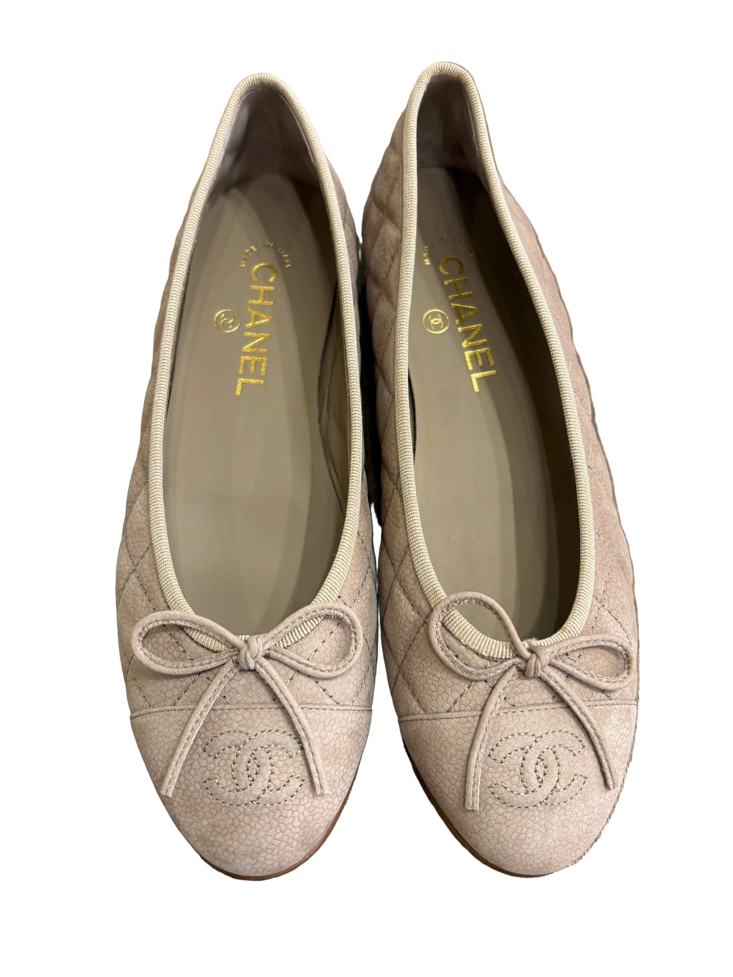 Chanel Ballerine Cambon in Pelle Scamosciata Trapuntata Beige Classico. Nuove