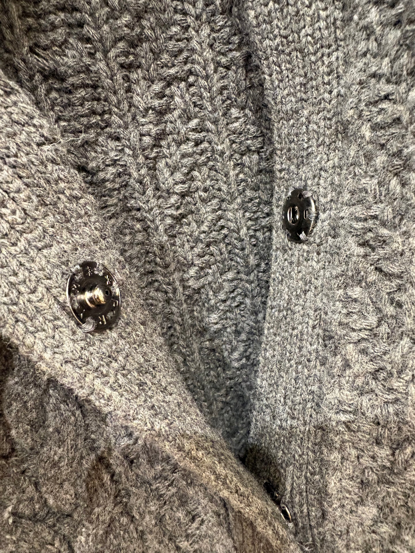 Prada cappottino trecce in lana e collo volpe nero