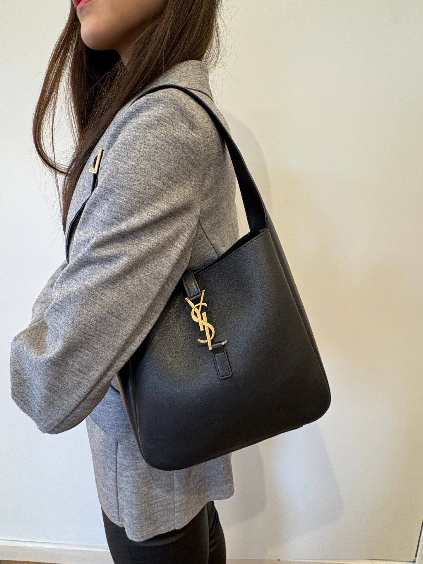 Ysl Le 5à7 pelle nera nuova