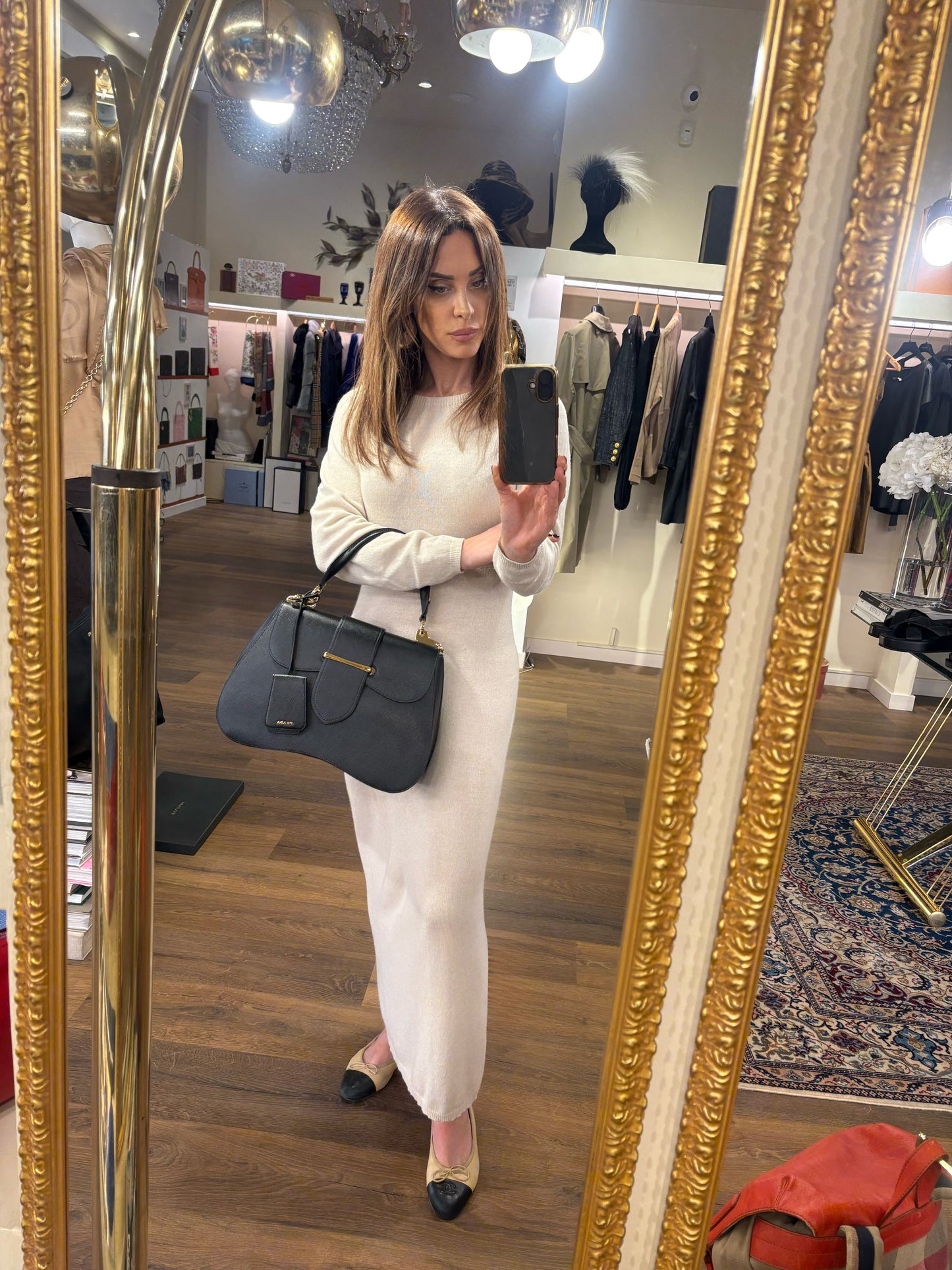 Borsa Prada Sidonie Top Handle in Pelle Saffiano Nera con Finiture Oro