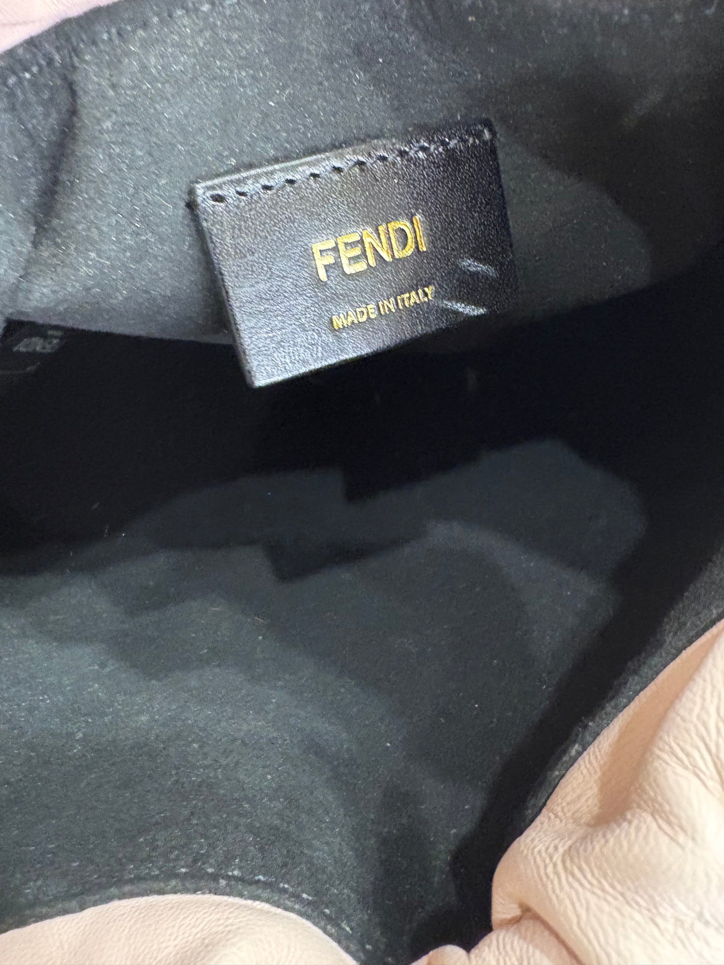 Fendi Slim Clutch Borsa a Spalla in Pelle Rosa