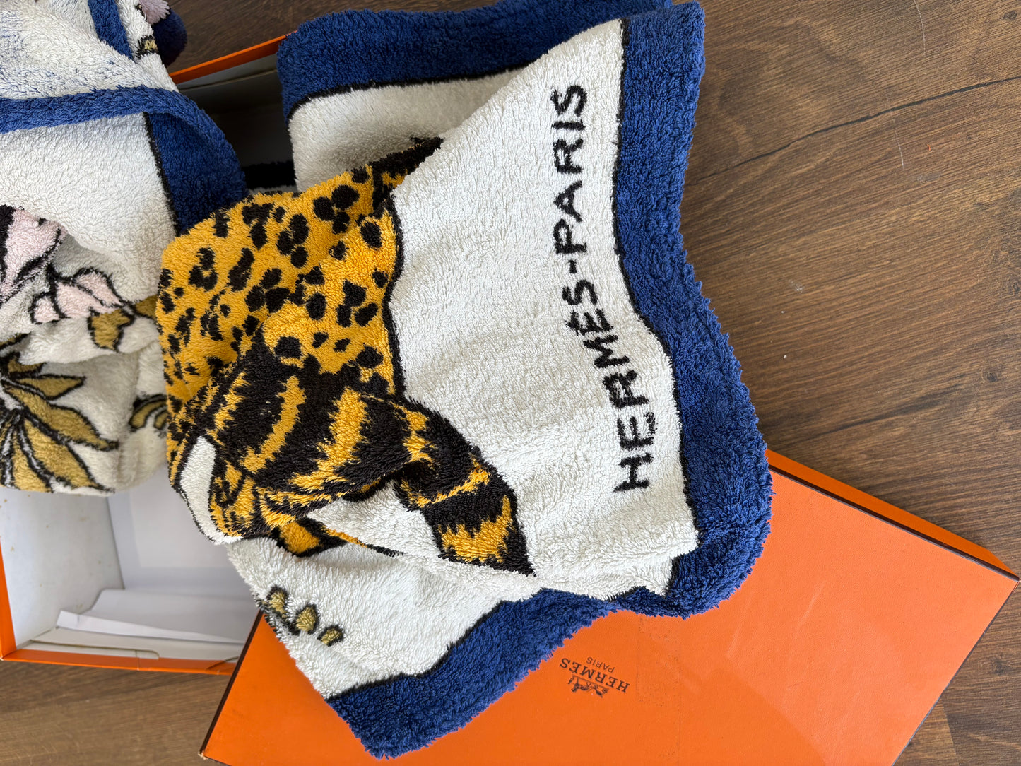 Hermès telo mare Léopards