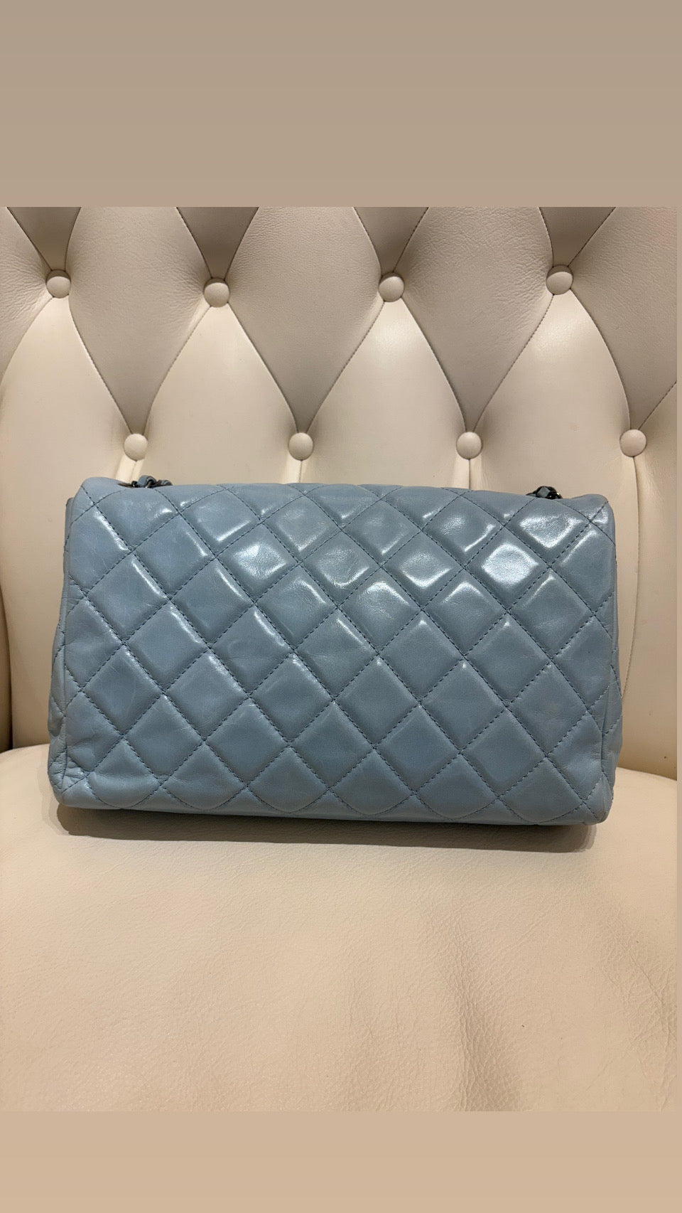 Chanel borsa Timeless Jumbo in pelle  celeste