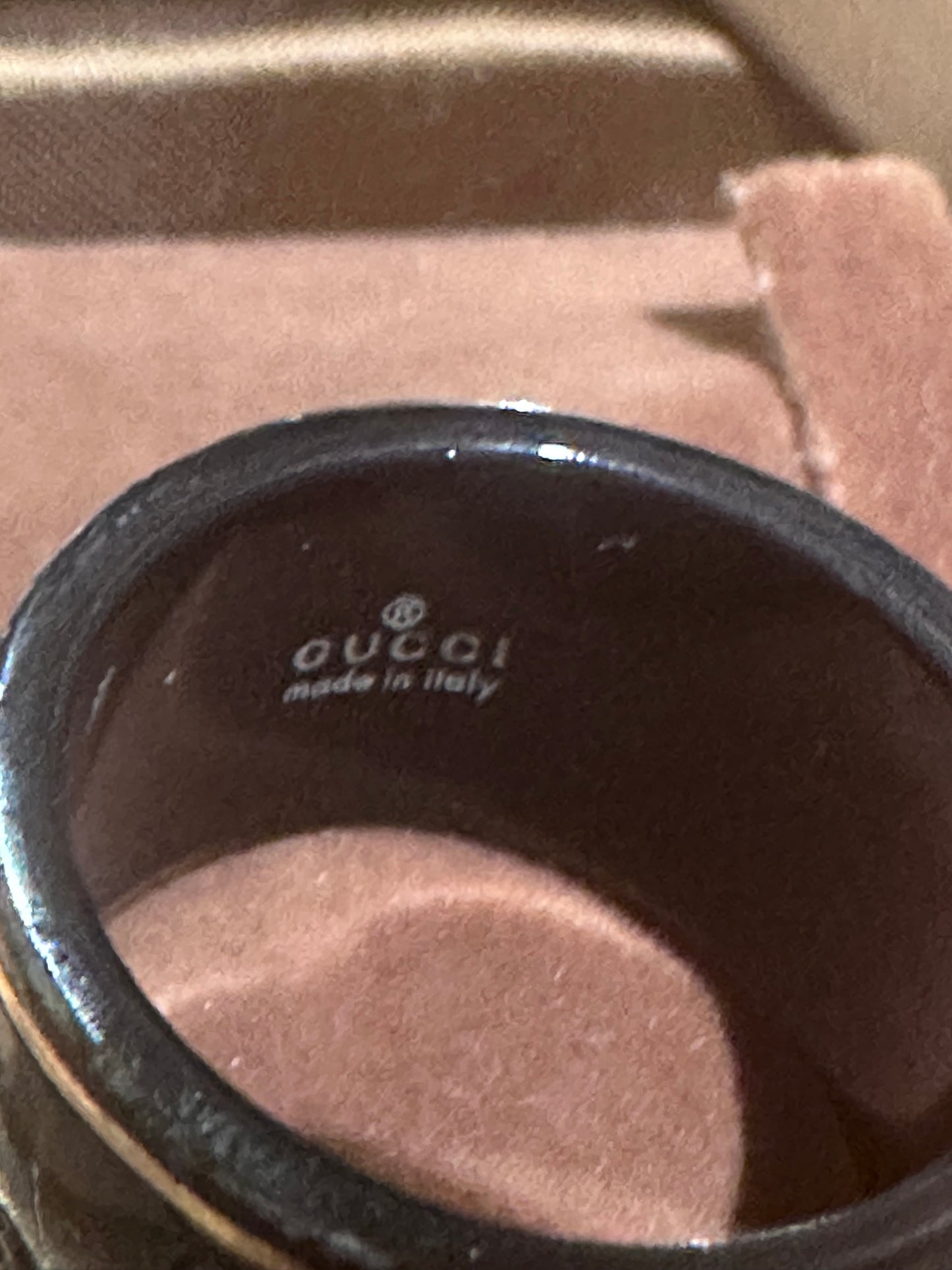 Gucci anello finitura  in oro 18 ct mis 16