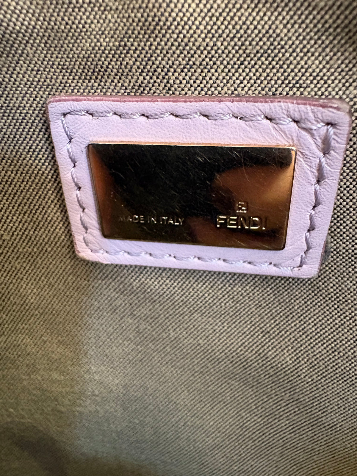Fendi Twins Tote Large in Pelle Nera Rigenerata con Tracolla
