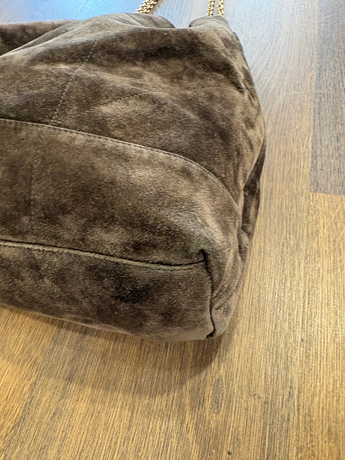 Saint  Laurent Borsa Jamie 4.3 Shopping Grande in Suede  Golden Leaf (Fango / Tortora)