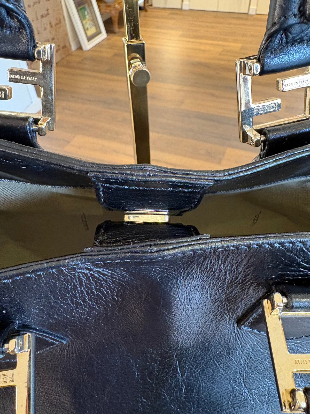 Fendi Twins Tote Large in Pelle Nera Rigenerata con Tracolla