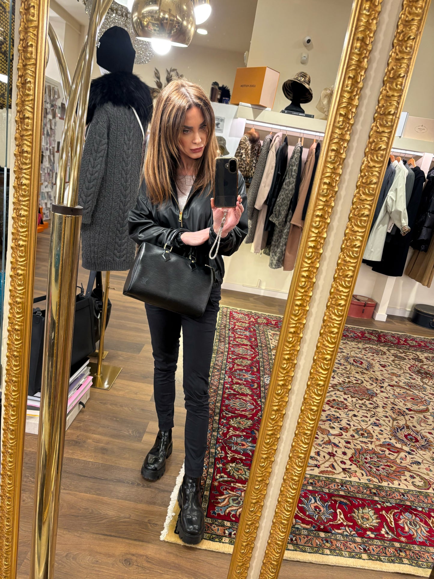 Louis Vuitton speedy in pelle epi nero