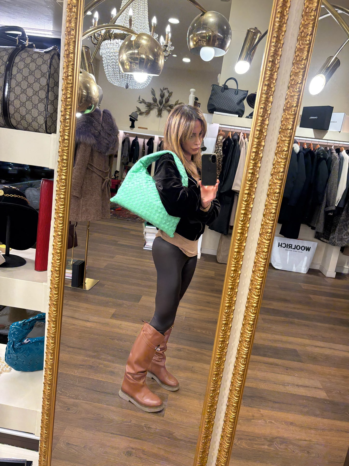 Bottega Veneta Hop in pelle intrecciata verde menta