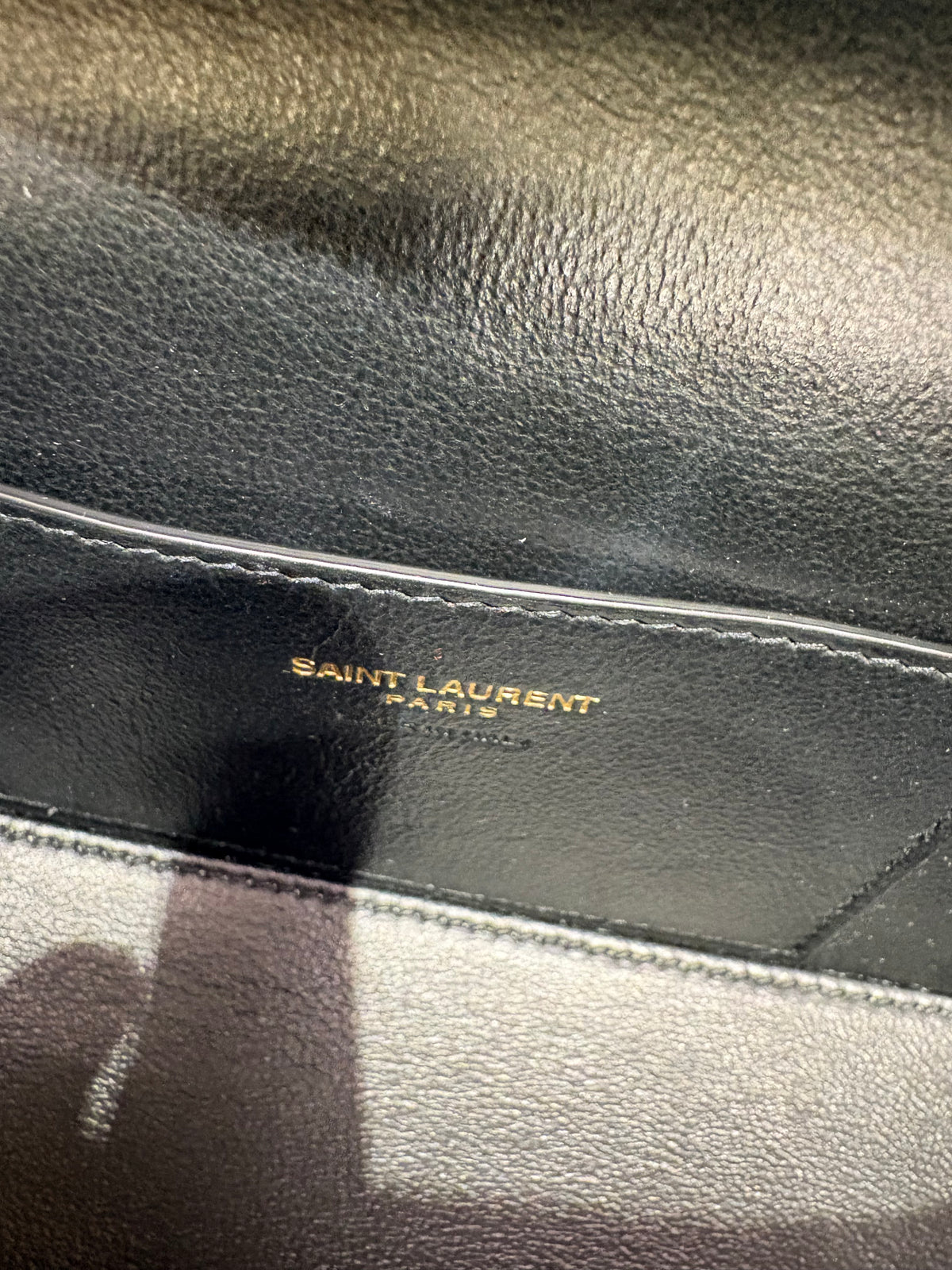 Saint Laurent Gaby Vanity Rouge Cabernet. Nuovo