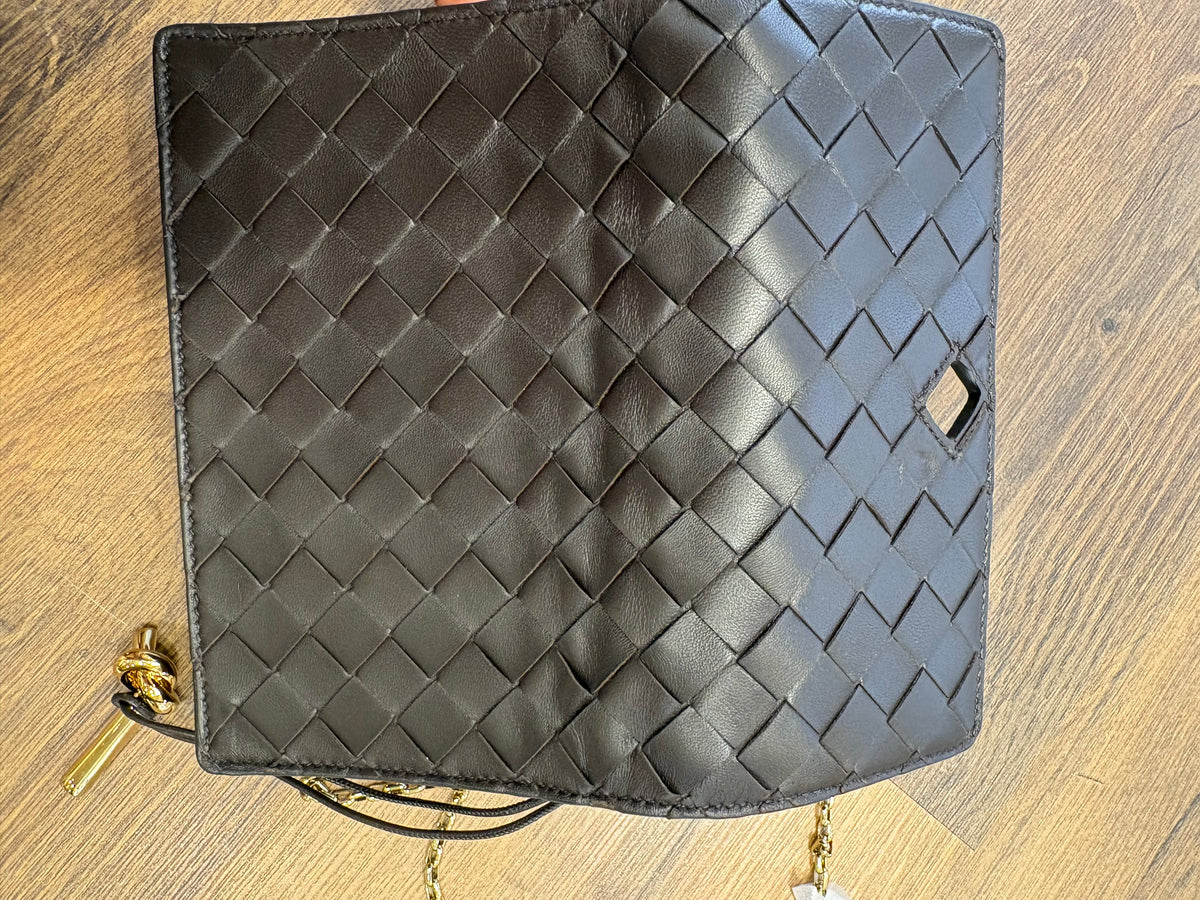 Bottega Veneta pochette Andiamo con catena. Nuovo