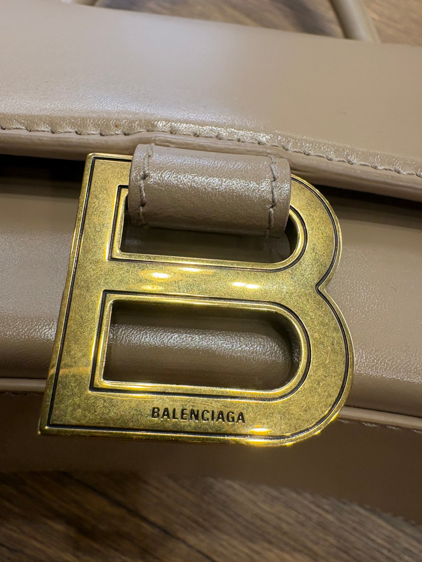 Balenciaga Hourglass Small: The Beige Heritage