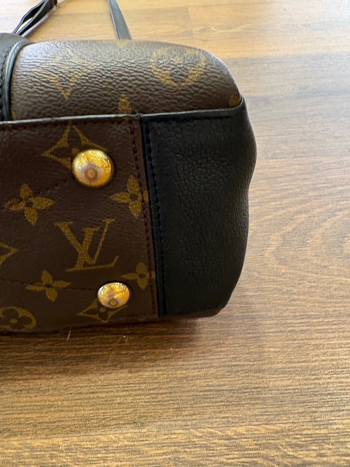 Borsa a Mano Louis Vuitton Soufflot BB Monogram Noir