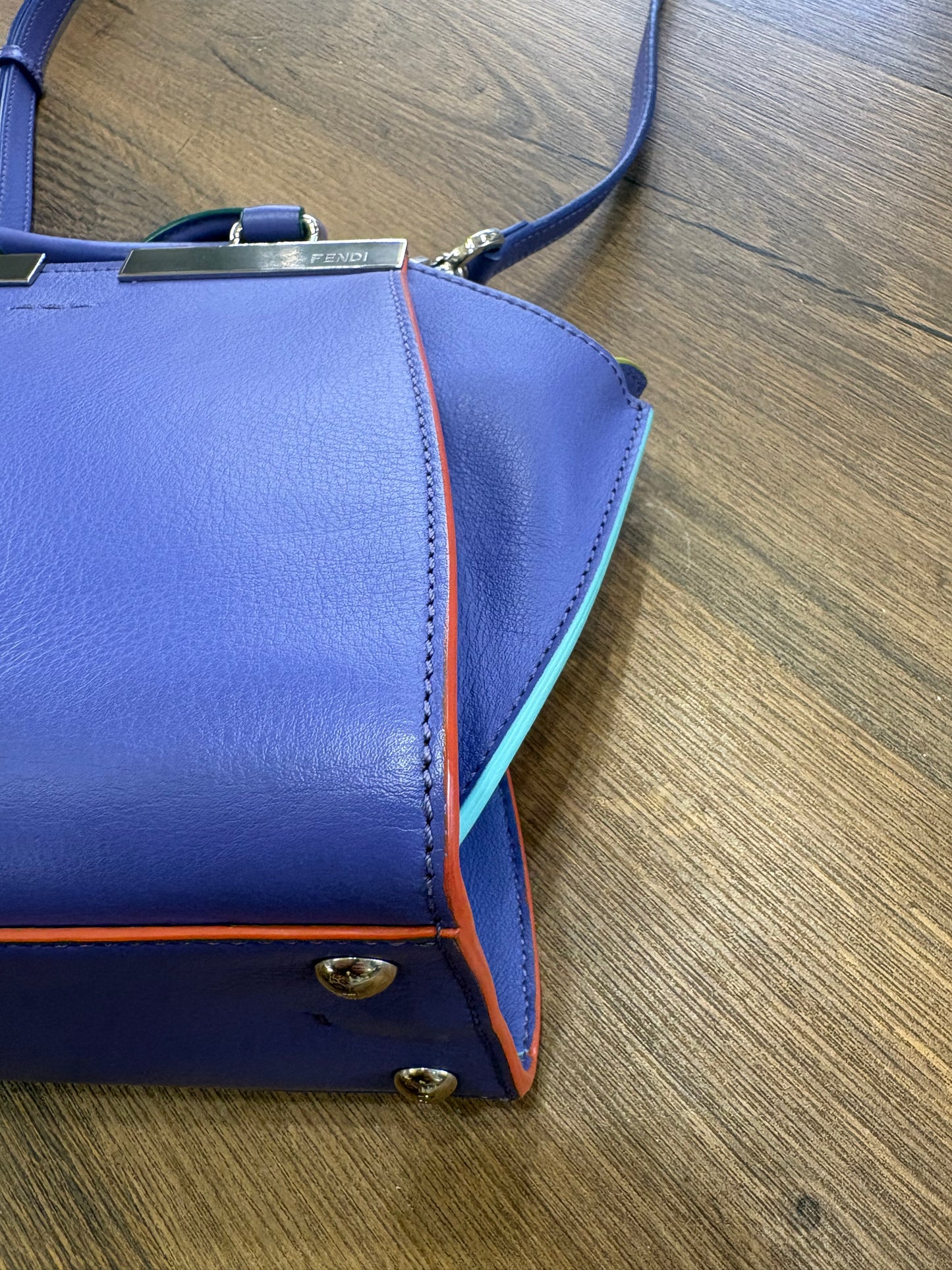 Borsa a Mano Fendi 3Jours Mini in Pelle di Vitello Viola Iris. Nuovo