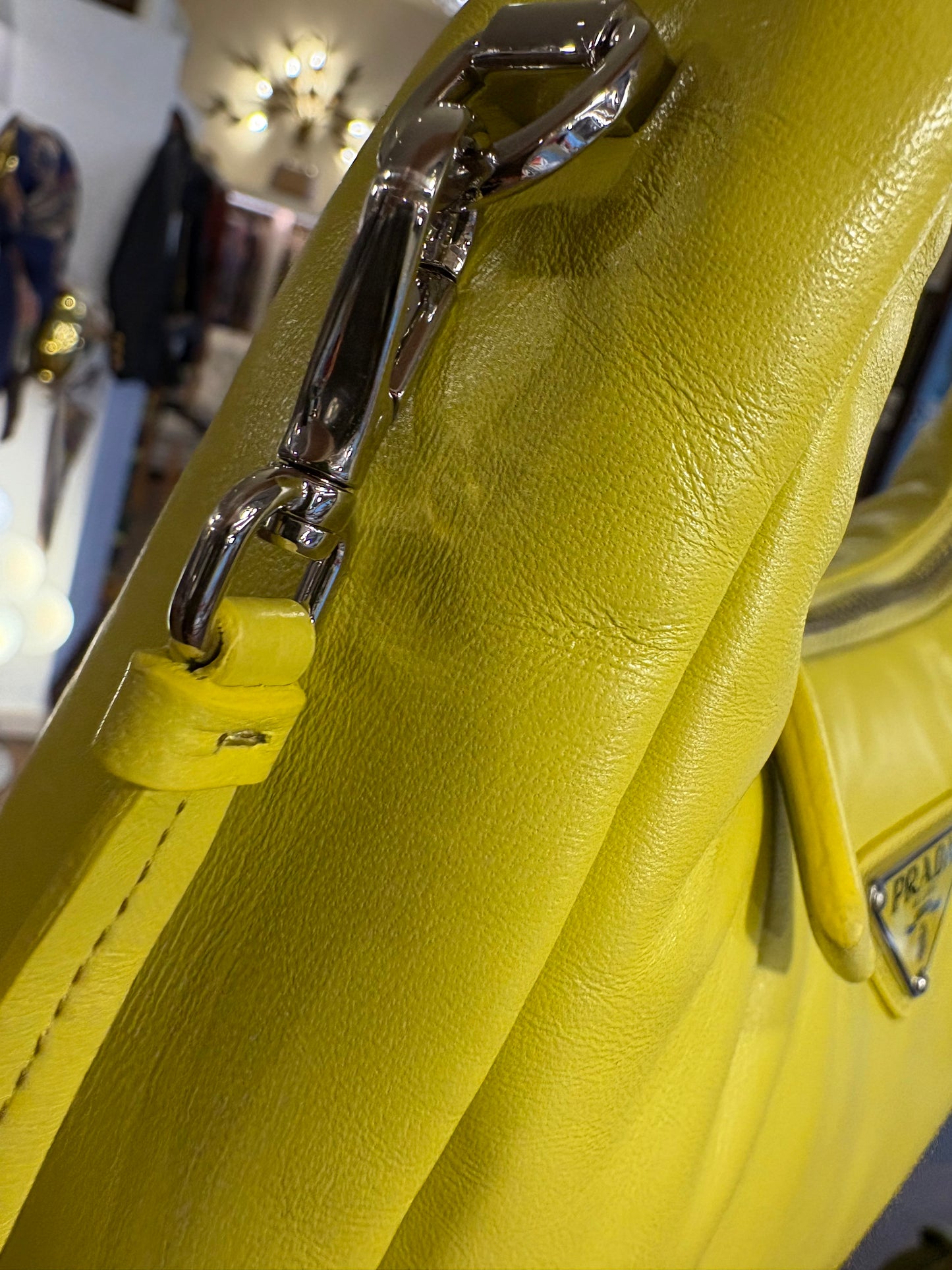 Prada borsa mini in nappa di pelle
