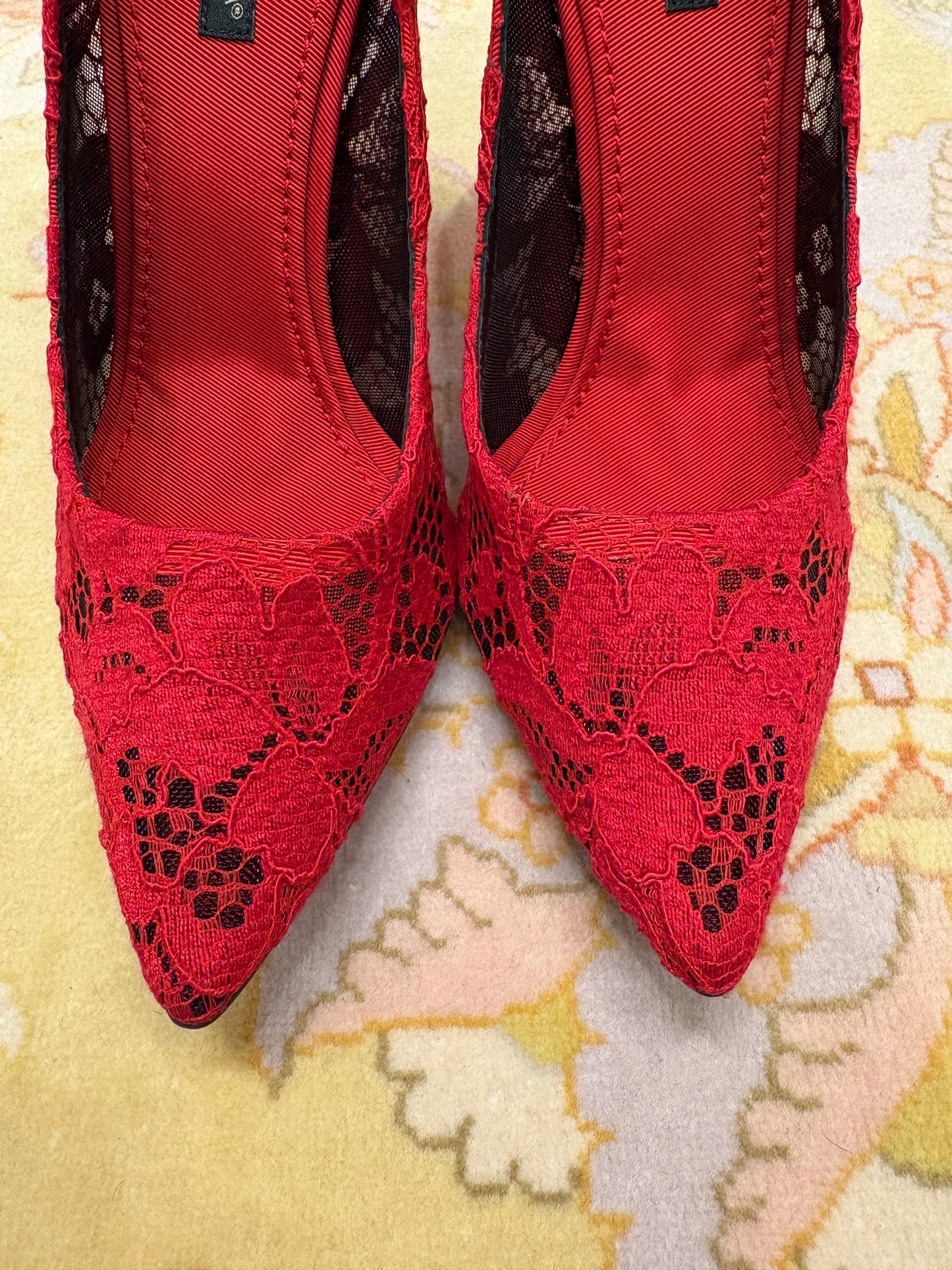 Dolce Gabbana décolleté in pizzo 38.5