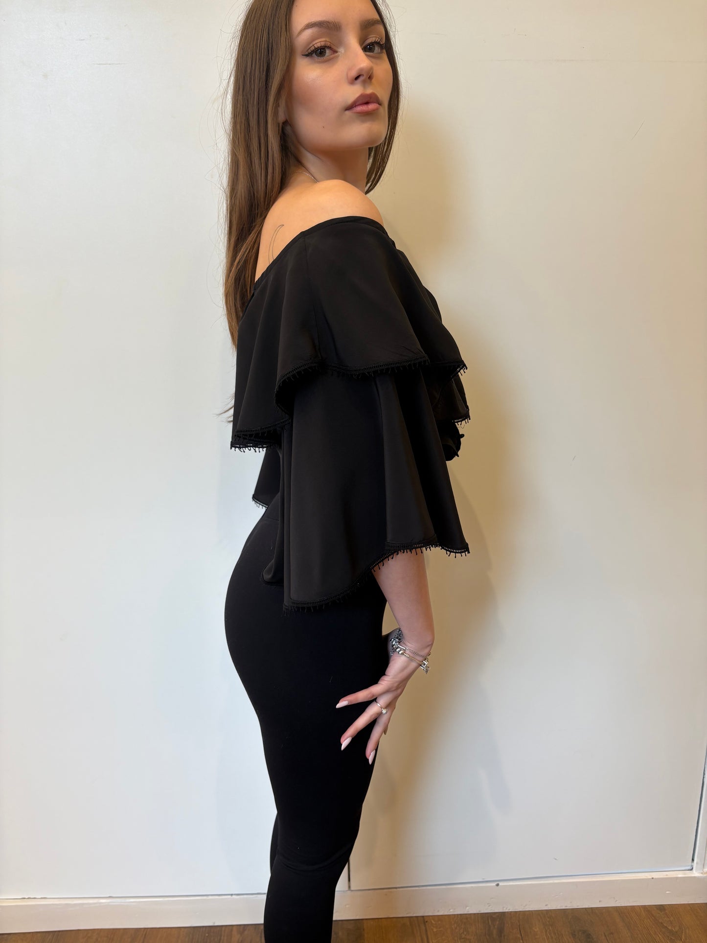 Chloe’ blusa in seta volants maniche ampie