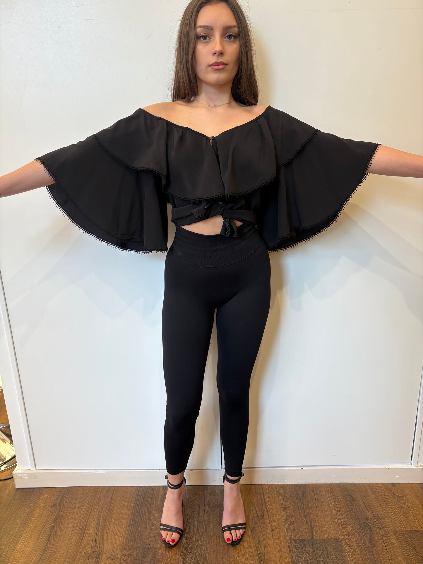 Chloe’ blusa in seta volants maniche ampie