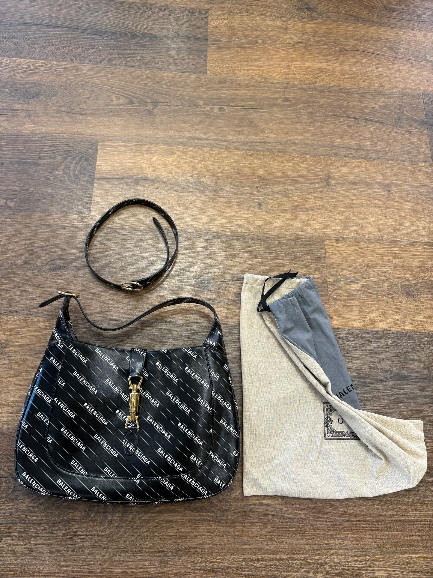 Borsa hobo media Gucci x Balenciaga "The Hacker Project" Jackie 1961 in pelle nera