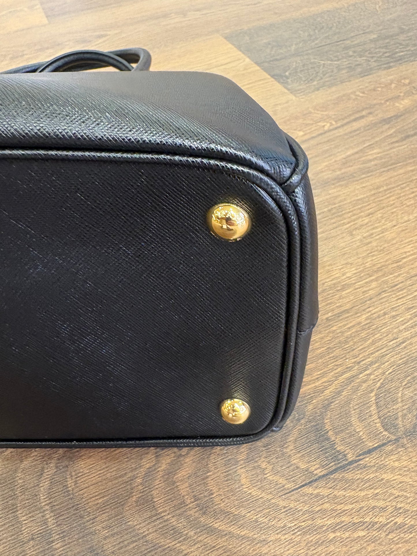 Borsa Prada Galleria Medium in Pelle Saffiano Nera – Full Set Nuovo