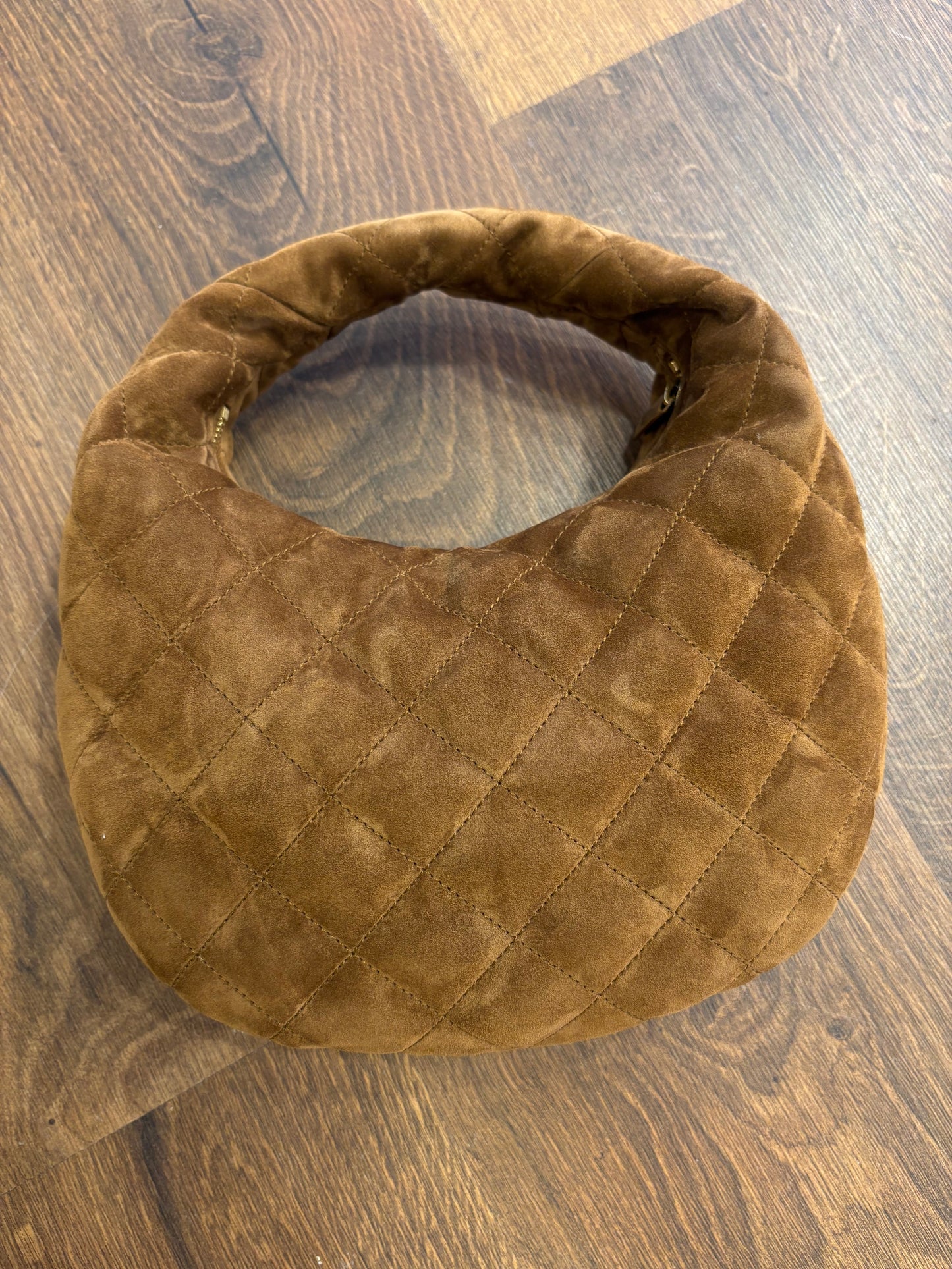 Saint Laurent Icarino piccola borsa a mano in suede caramel cognac. Nuovo