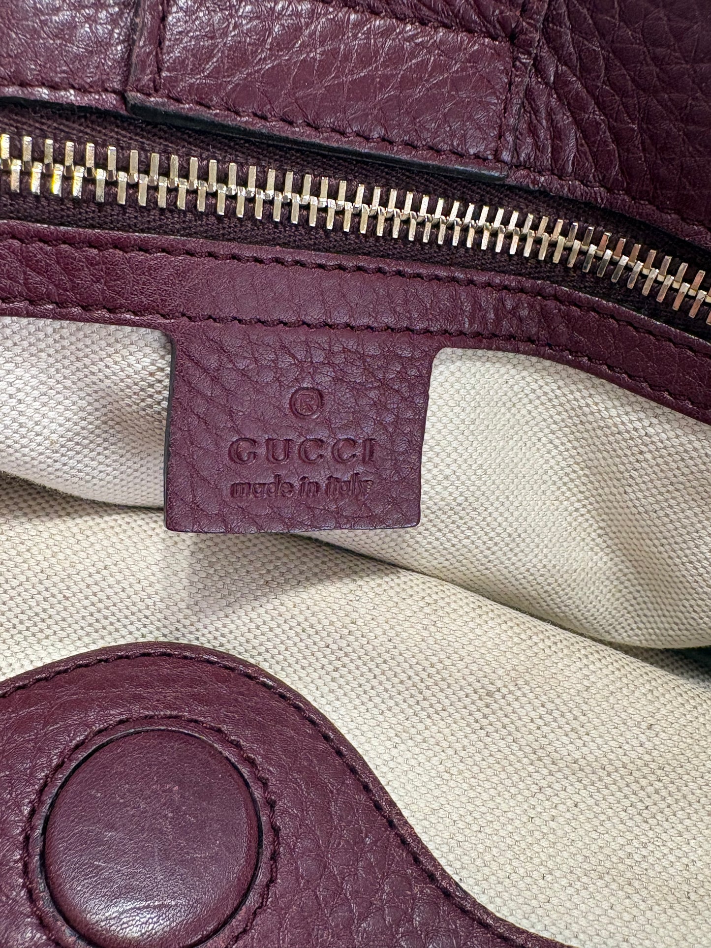 Borsa Gucci Bamboo Shopper Tote Large in Pelle Martellata Bordeaux